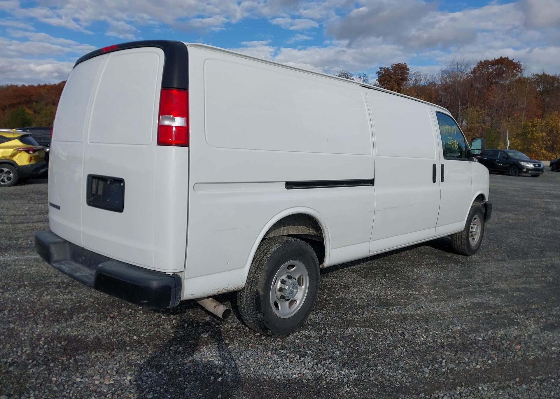 2024 CHEVROLET EXPRESS G2500