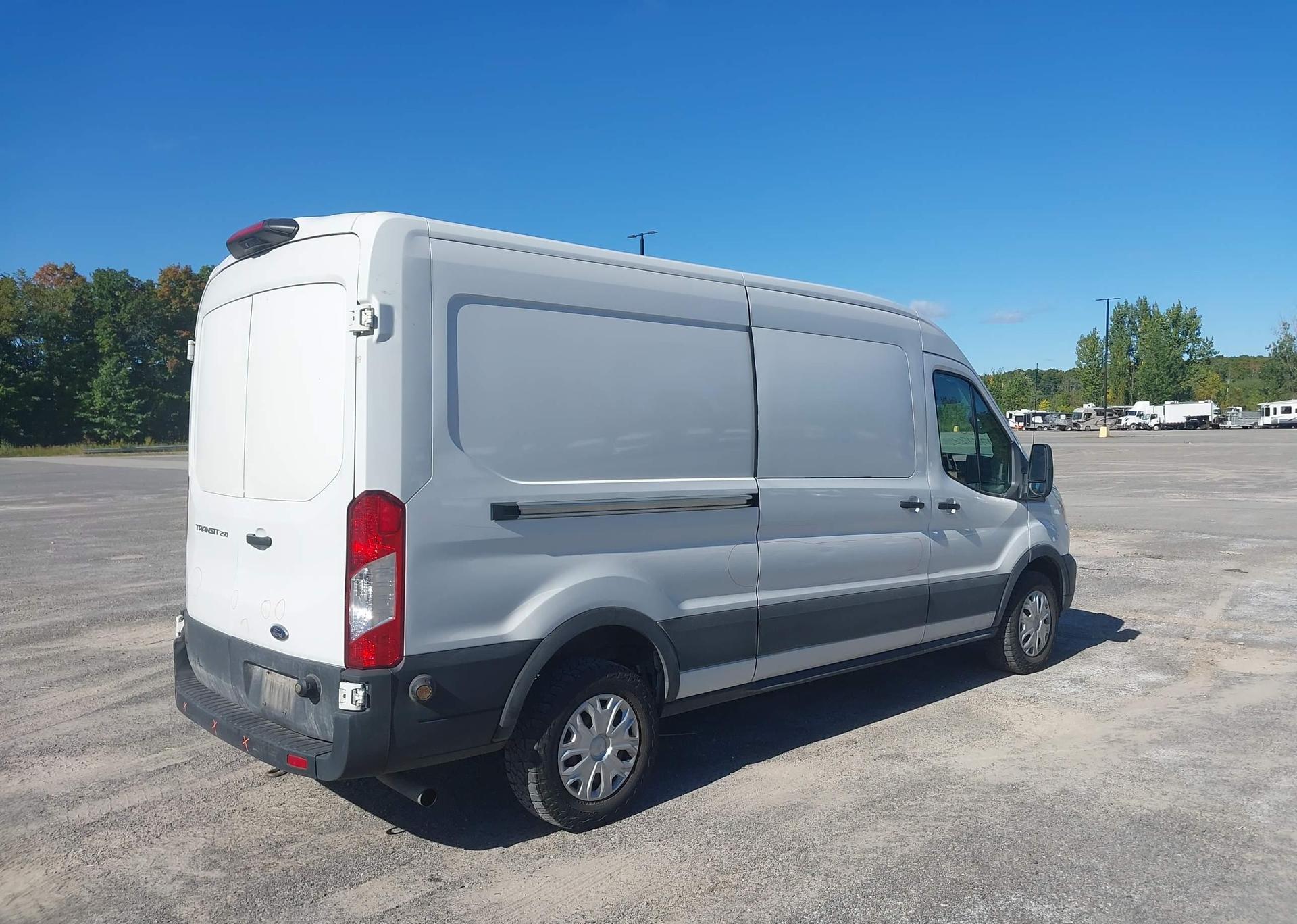 2020 FORD transit t-250