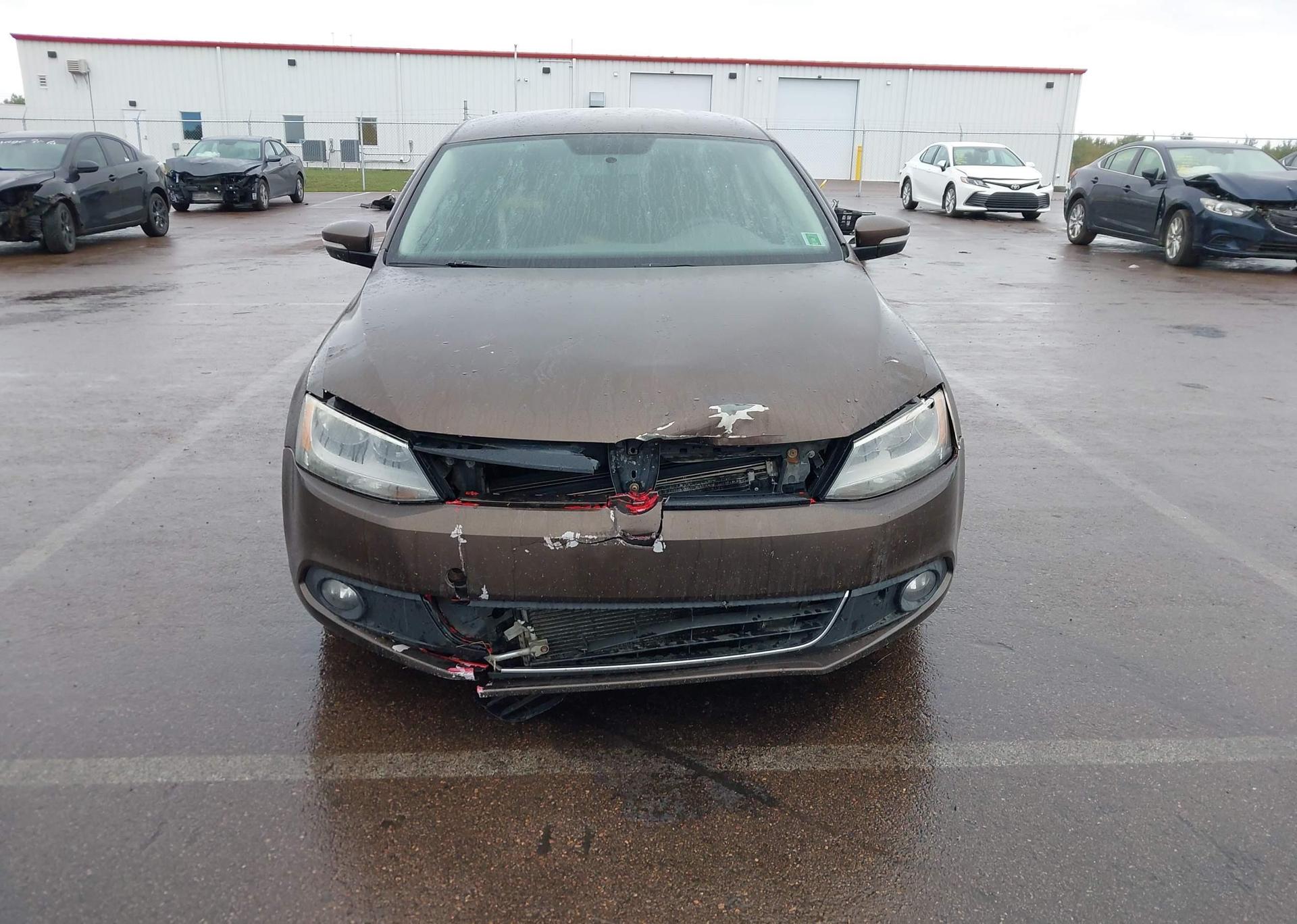 2012 VOLKSWAGEN JETTA 2.0 TDI COMFORTLINE