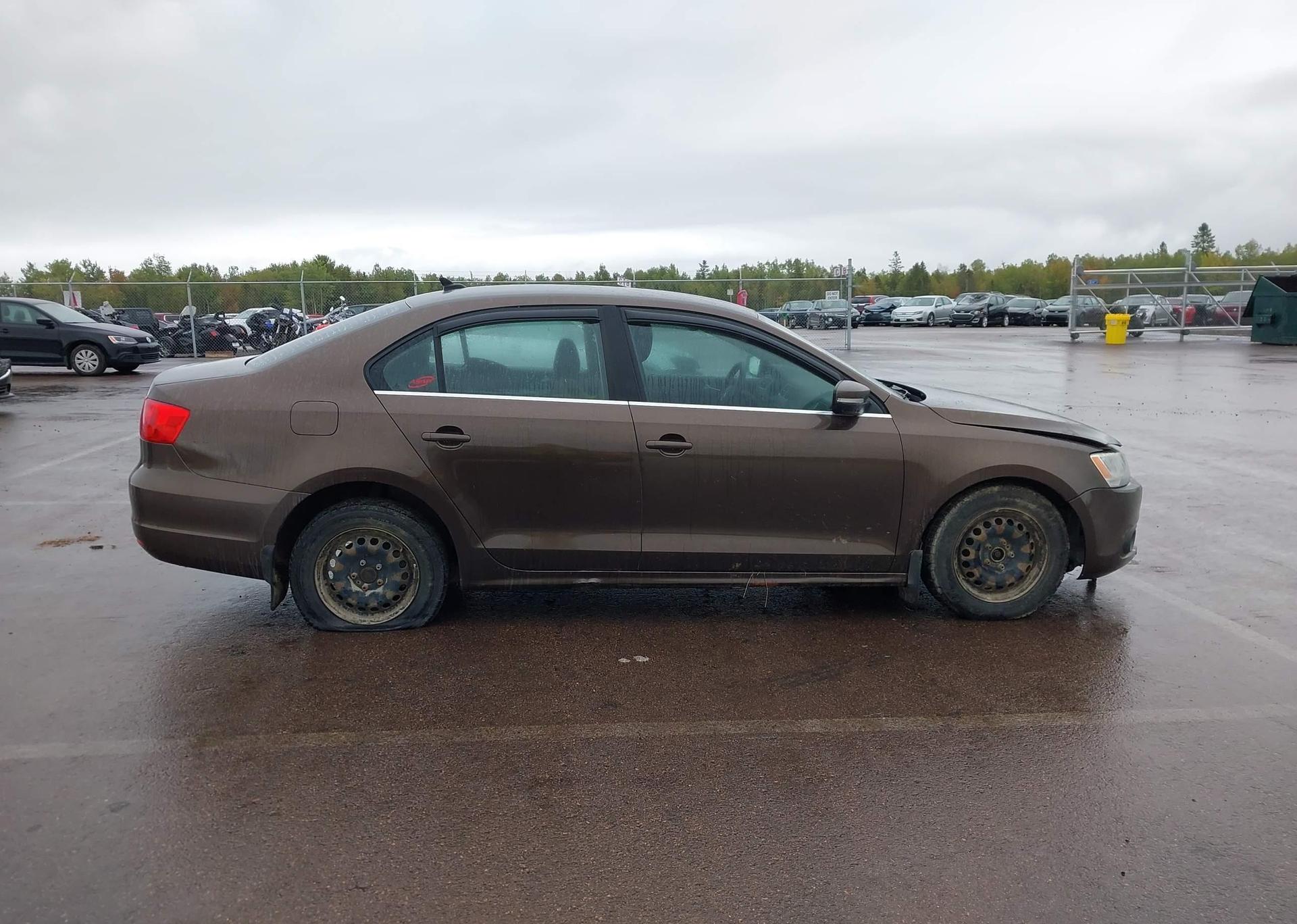 2012 VOLKSWAGEN JETTA 2.0 TDI COMFORTLINE