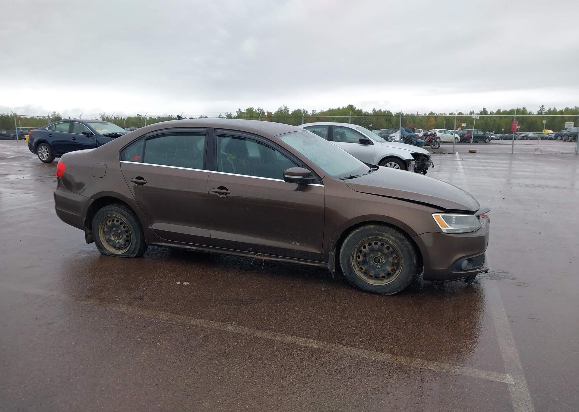 2012 VOLKSWAGEN JETTA 2.0 TDI COMFORTLINE