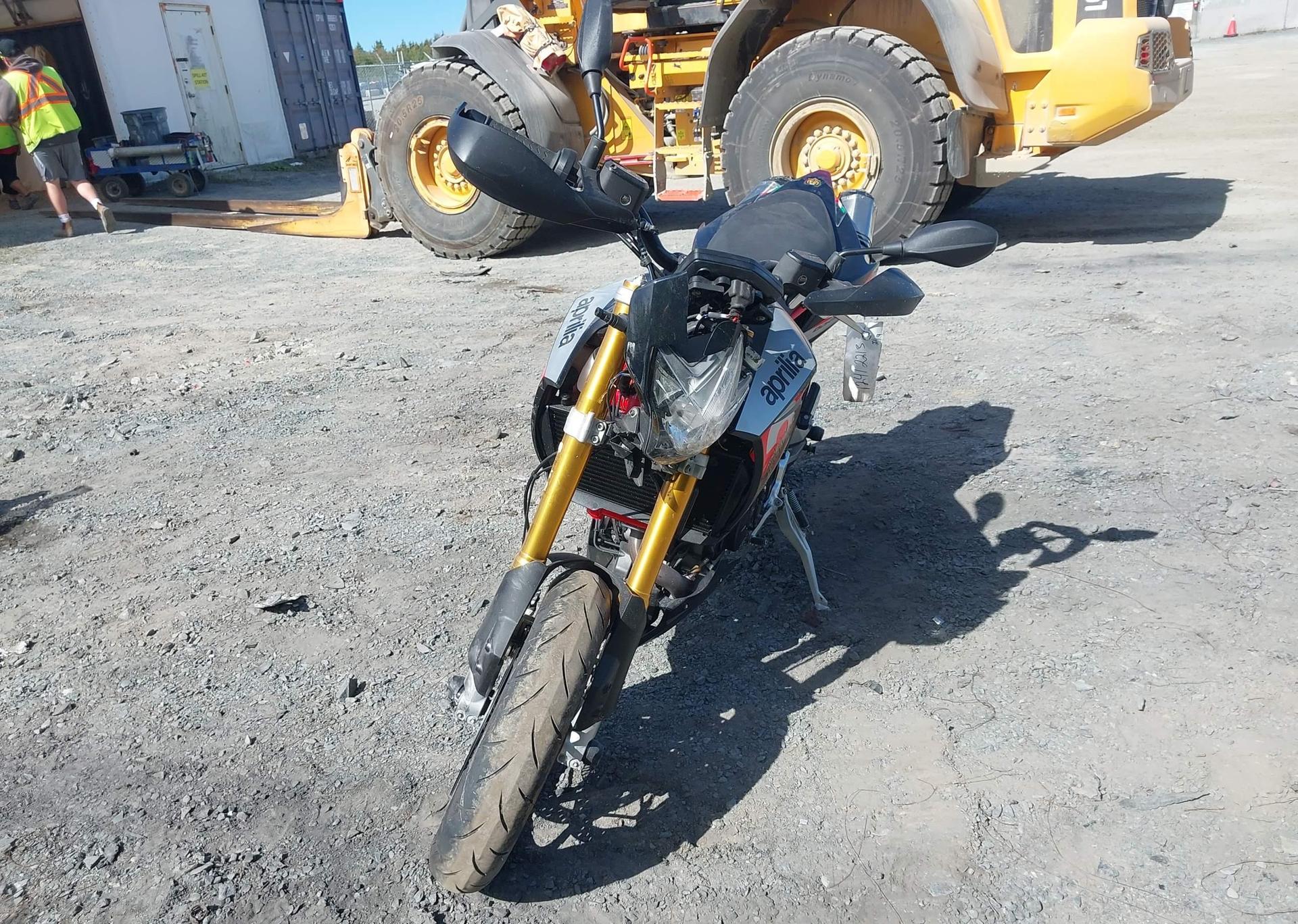 2018 APRILIA DORSODURO 900