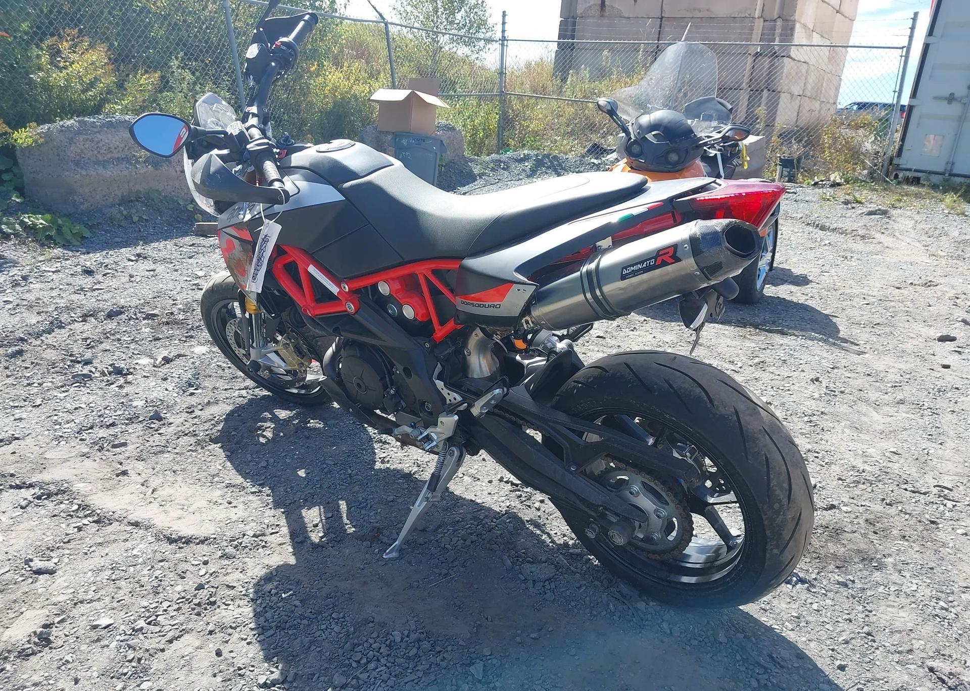 2018 APRILIA DORSODURO 900