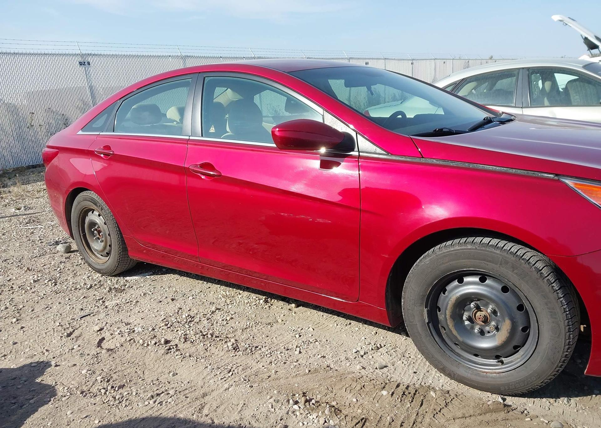 2011 HYUNDAI SONATA GLS