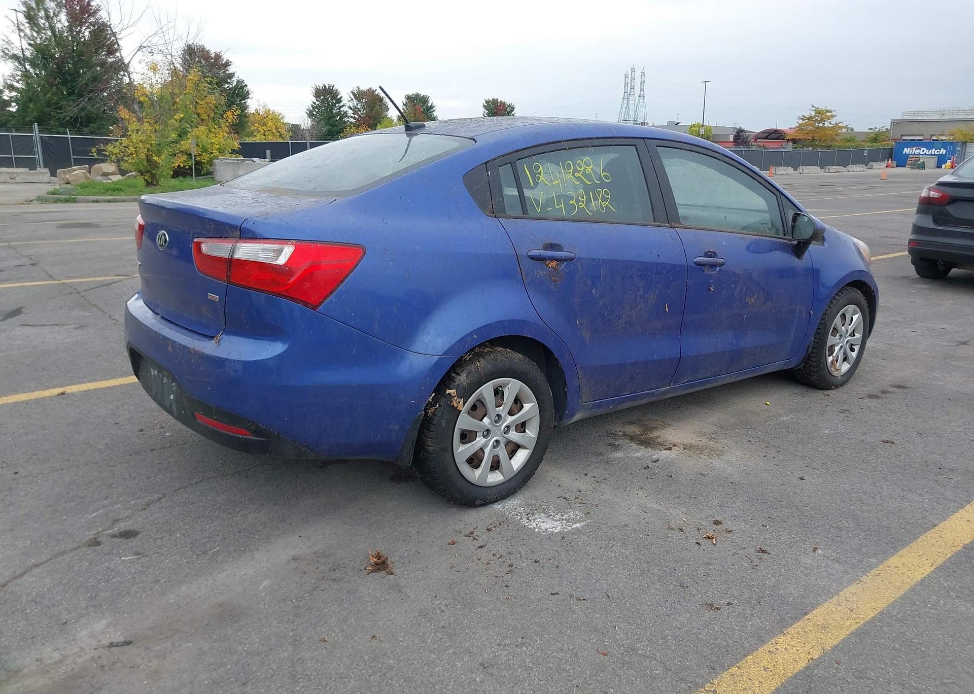 2015 KIA RIO LX