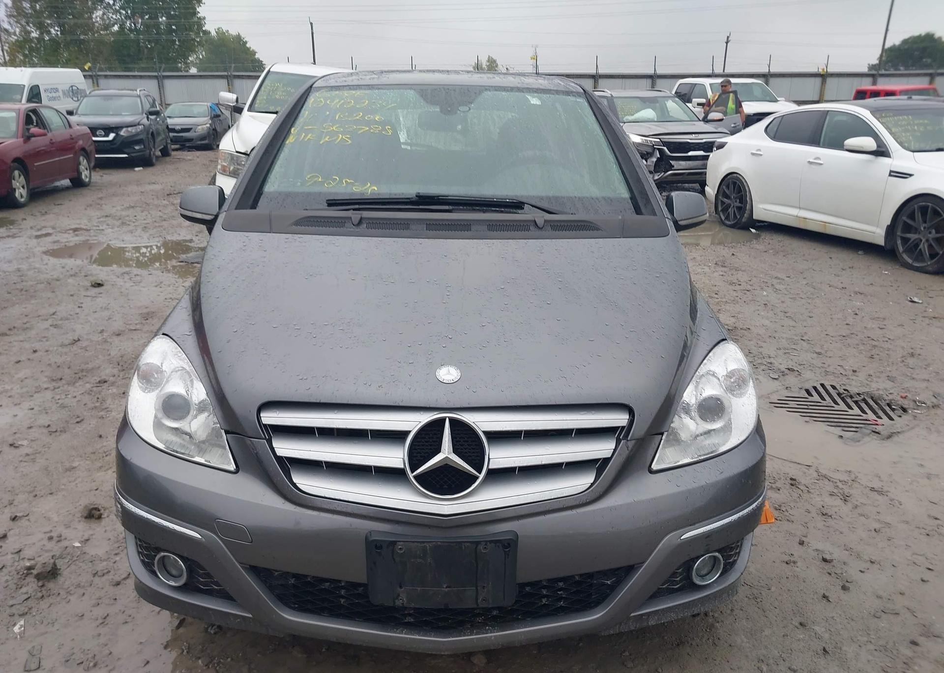 2010 MERCEDES-BENZ B 200