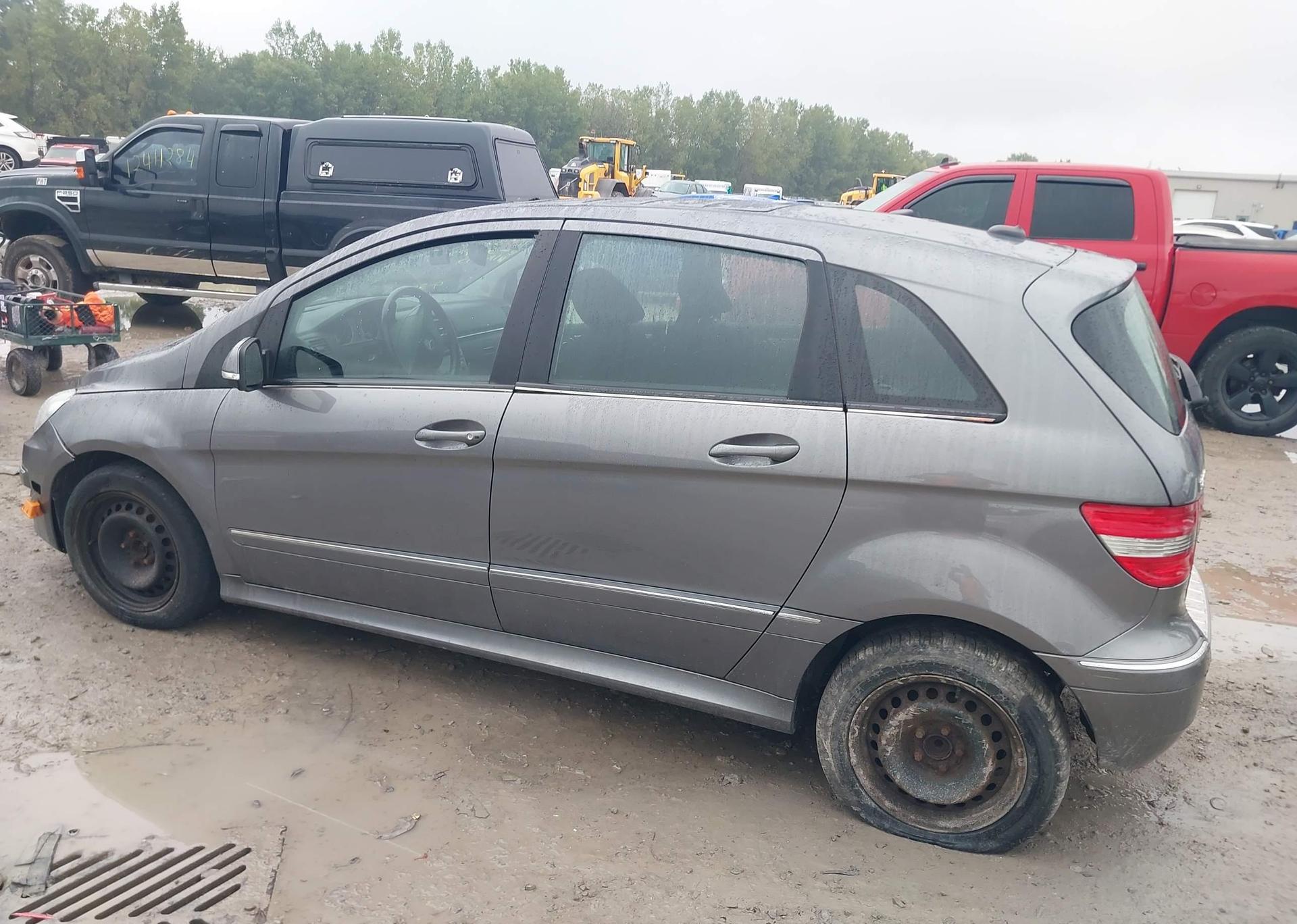 2010 MERCEDES-BENZ B 200