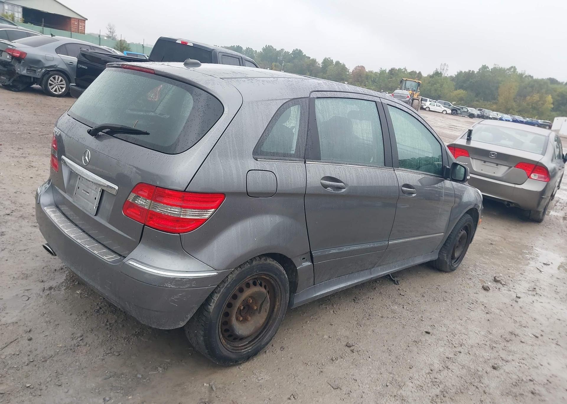 2010 MERCEDES-BENZ B 200