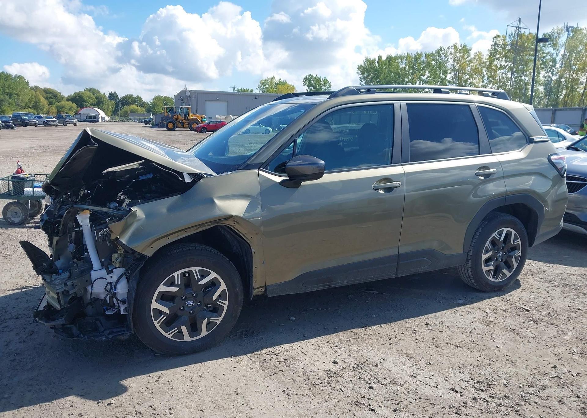 2025 SUBARU FORESTER TOURING
