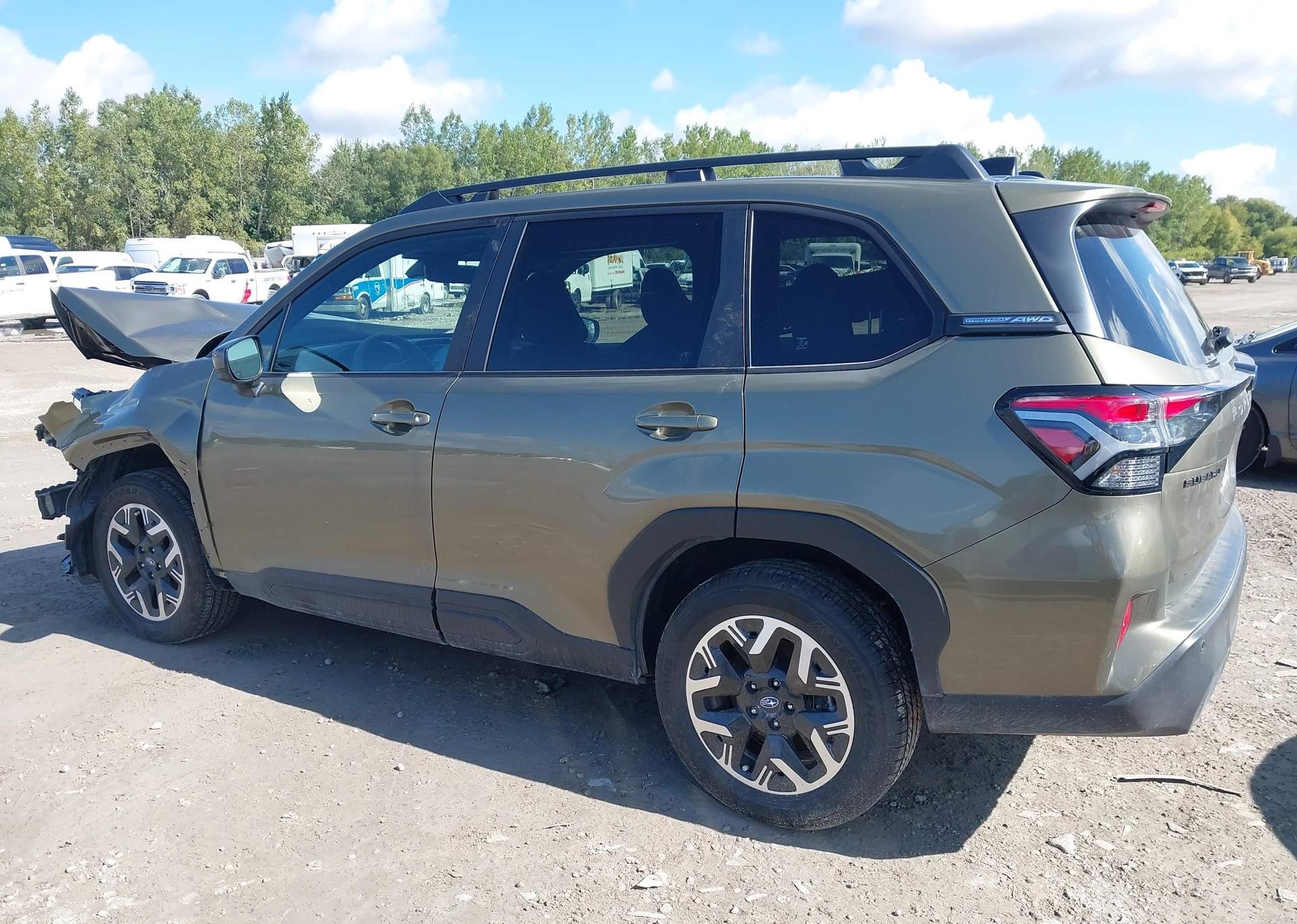 2025 SUBARU FORESTER TOURING
