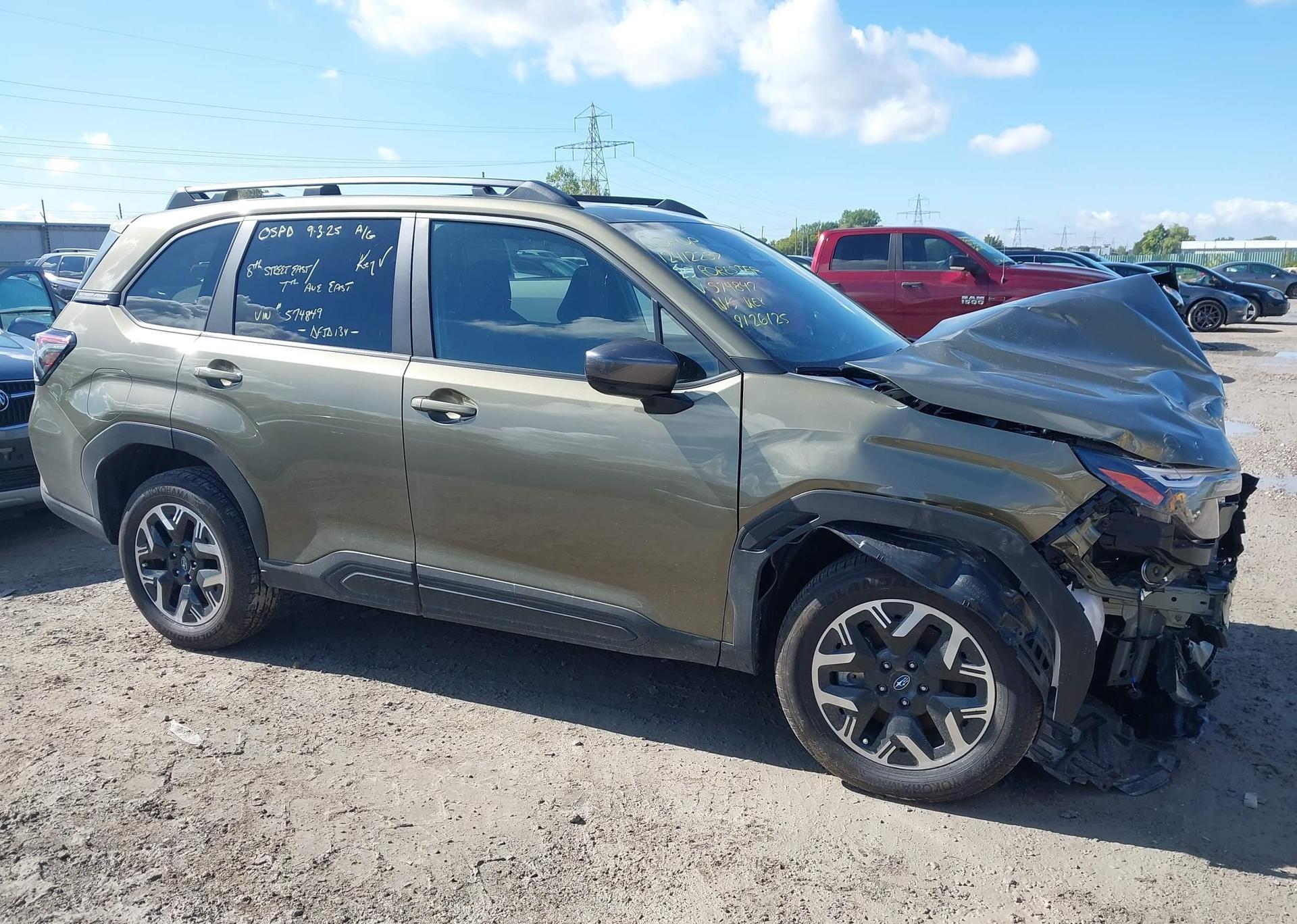 2025 SUBARU FORESTER TOURING