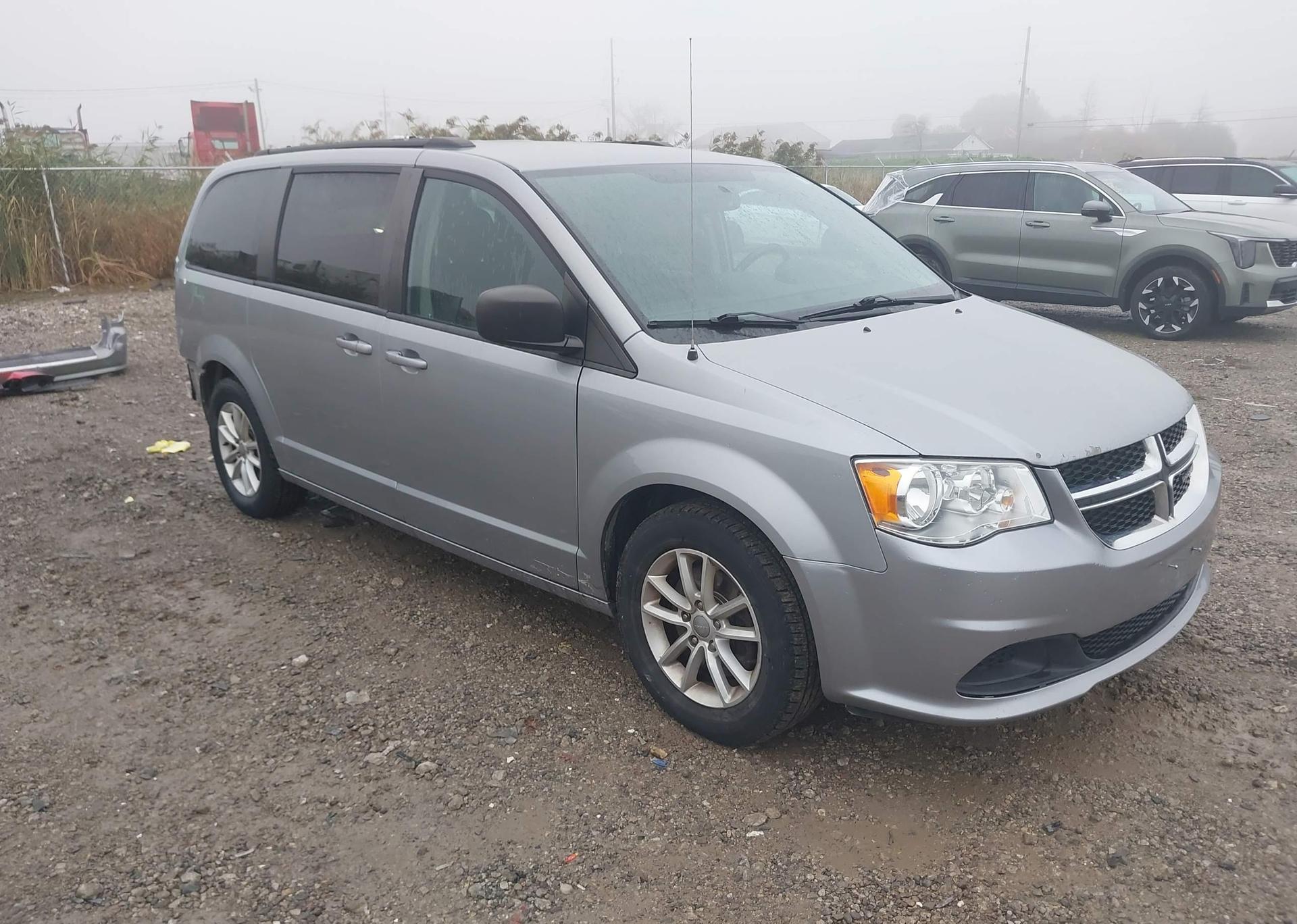 2017 DODGE GRAND CARAVAN SE