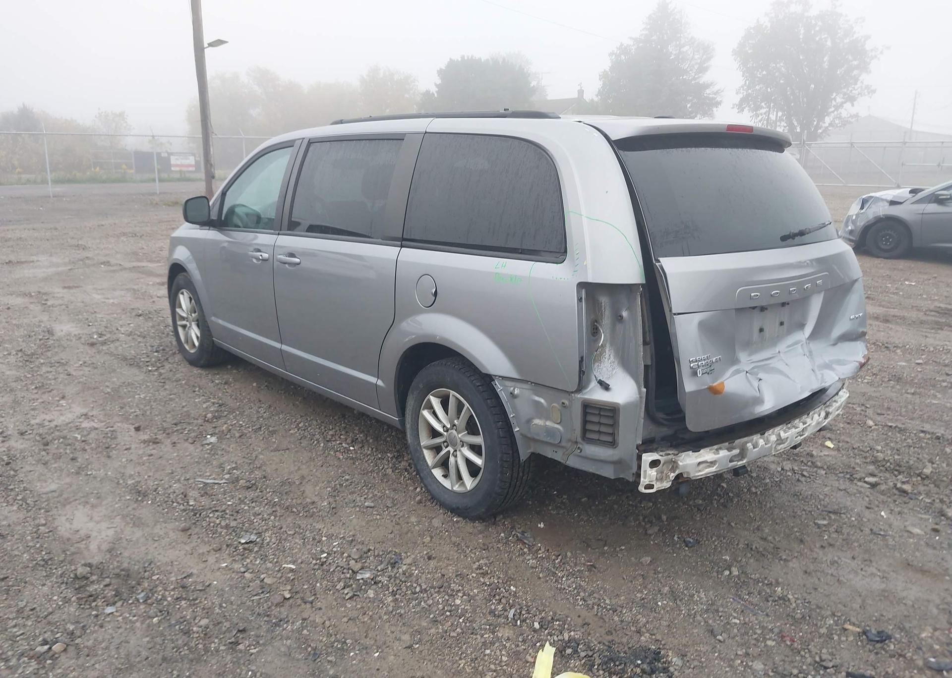 2017 DODGE GRAND CARAVAN SE