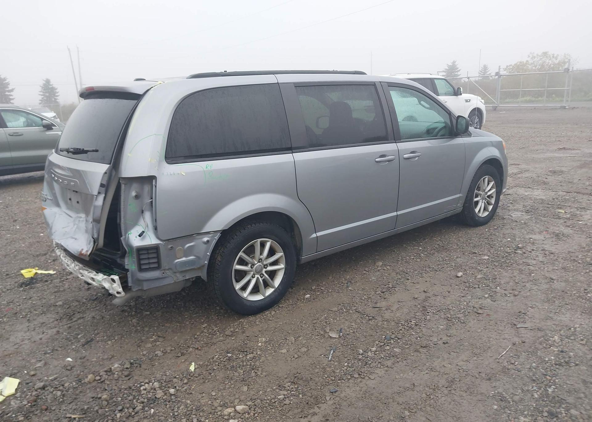 2017 DODGE GRAND CARAVAN SE