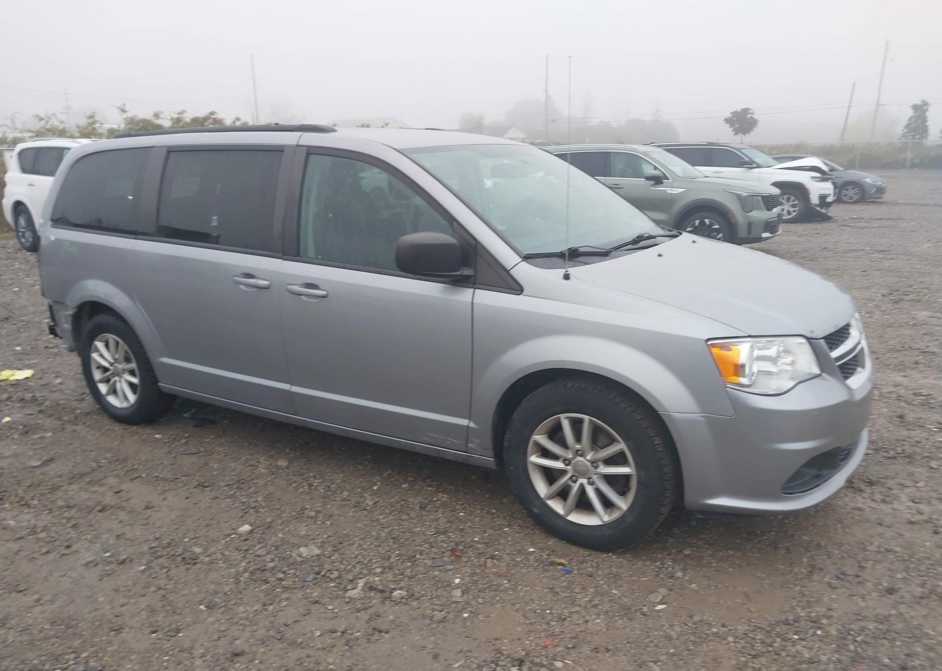 2017 DODGE GRAND CARAVAN SE