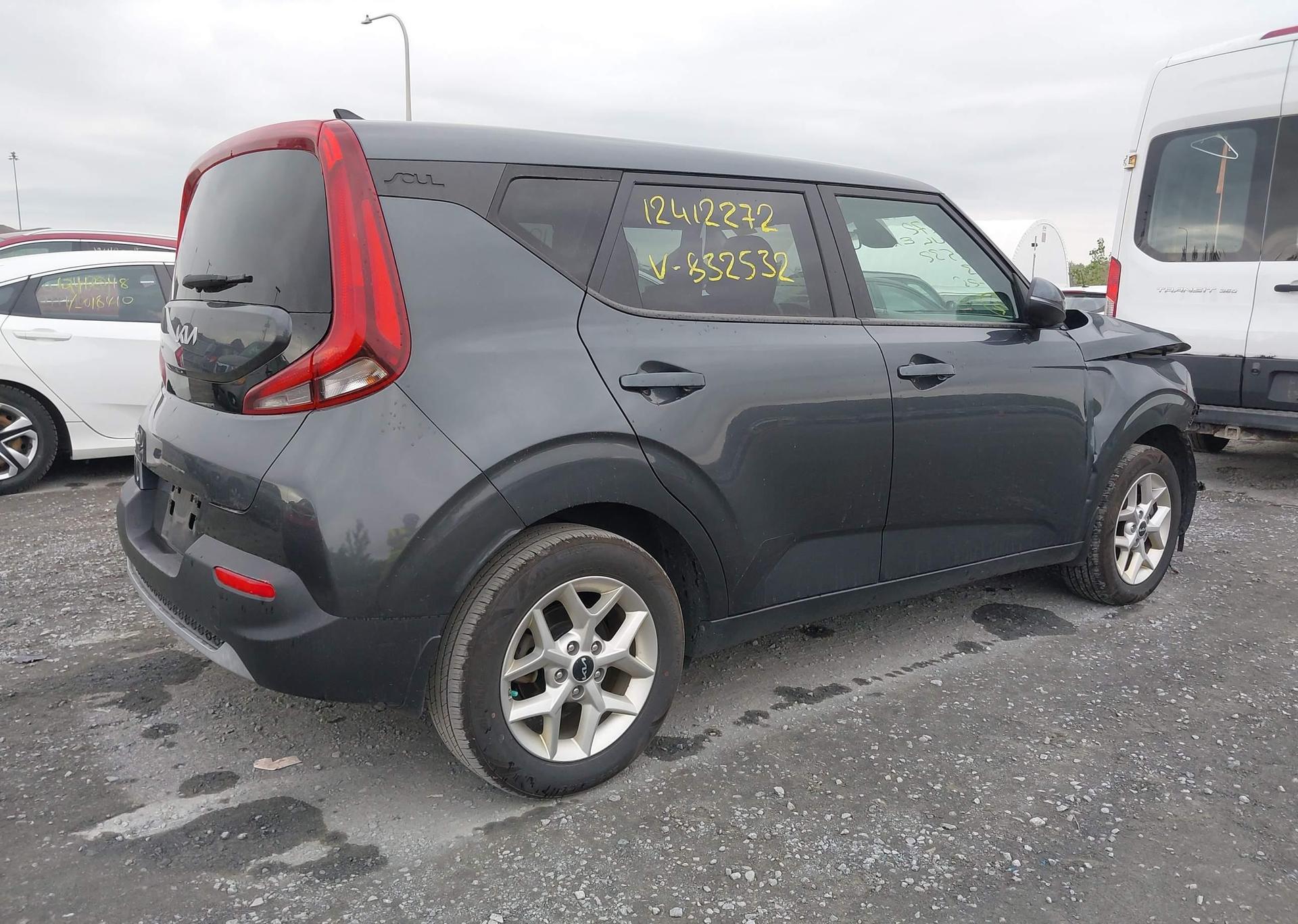 2022 KIA SOUL EX