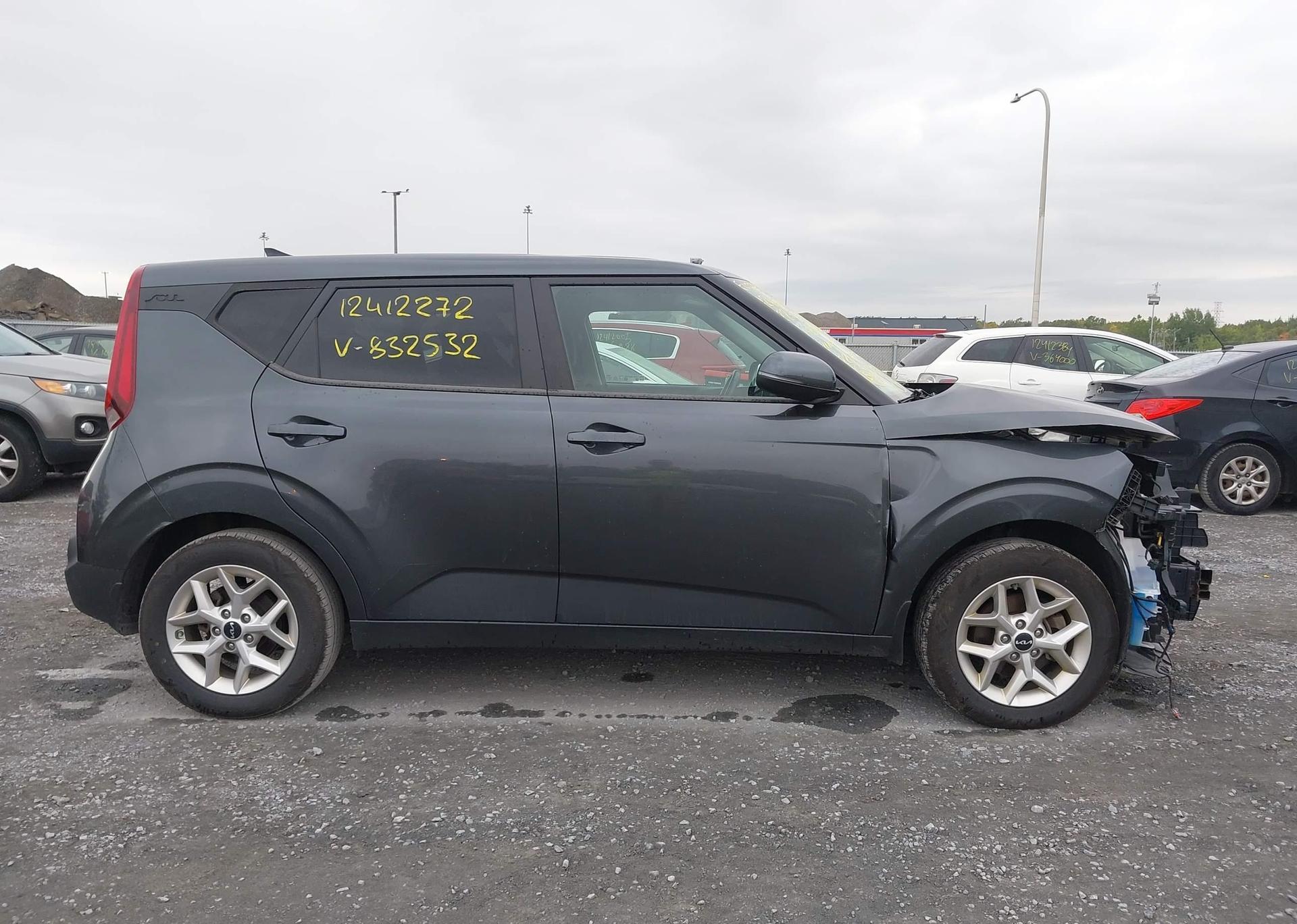 2022 KIA SOUL EX