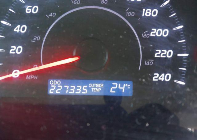 2011 TOYOTA CAMRY SE