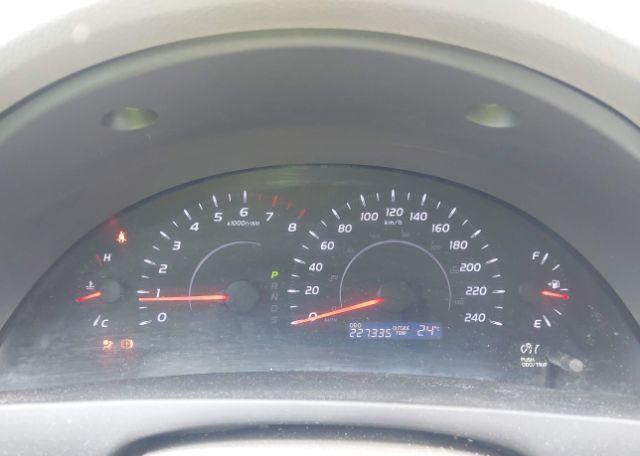 2011 TOYOTA CAMRY SE