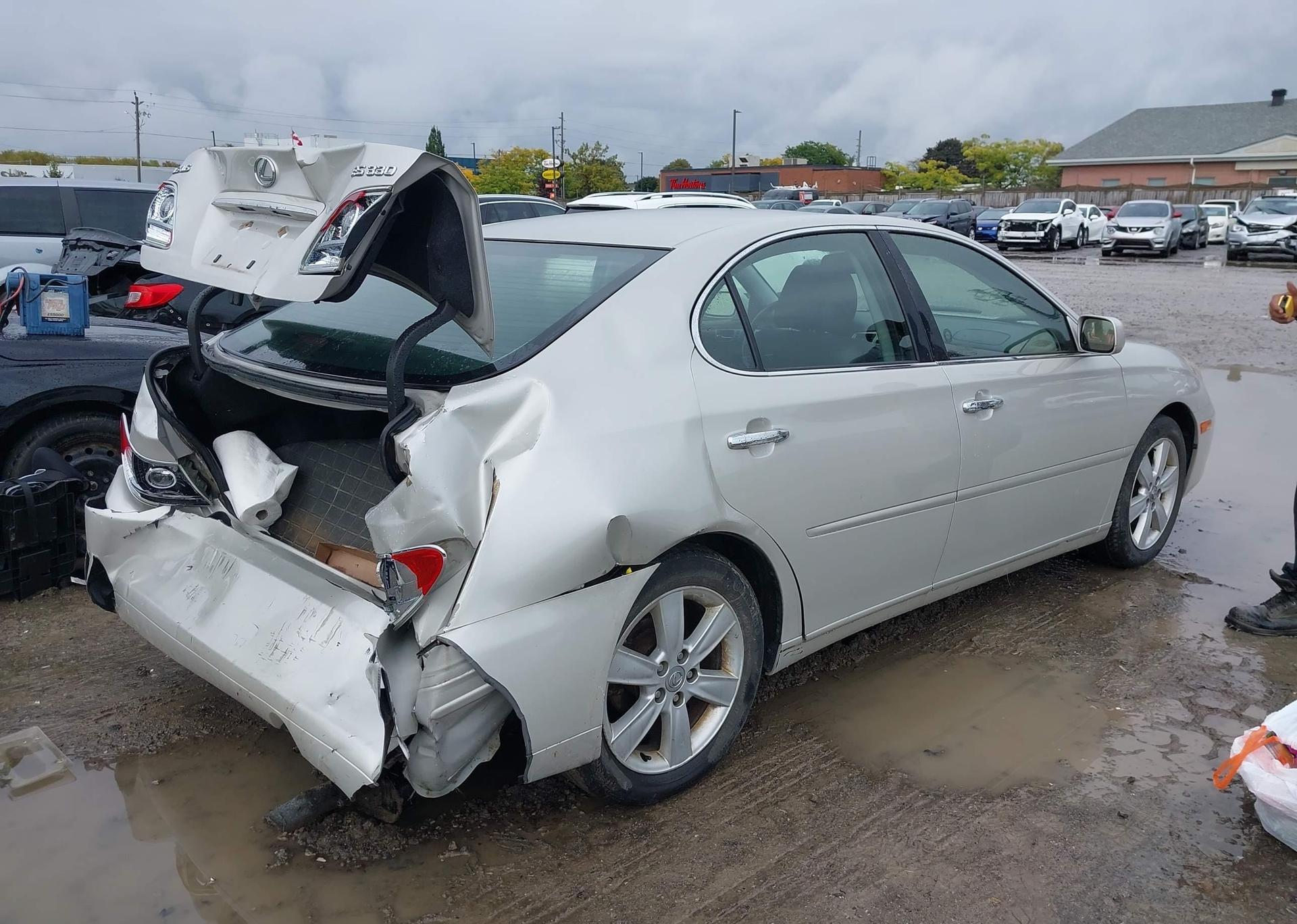 2005 LEXUS ES 330