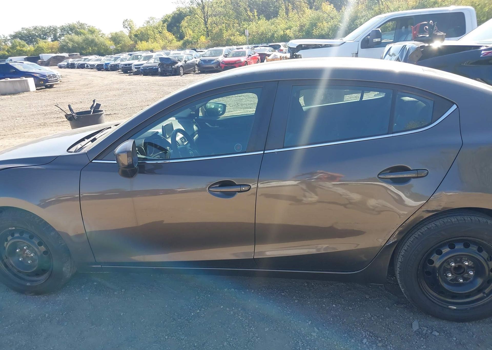 2014 MAZDA MAZDA3 GS-SKY