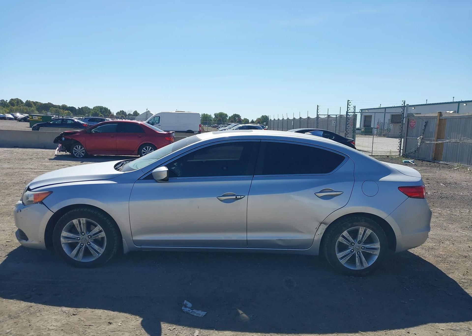 2013 ACURA ILX