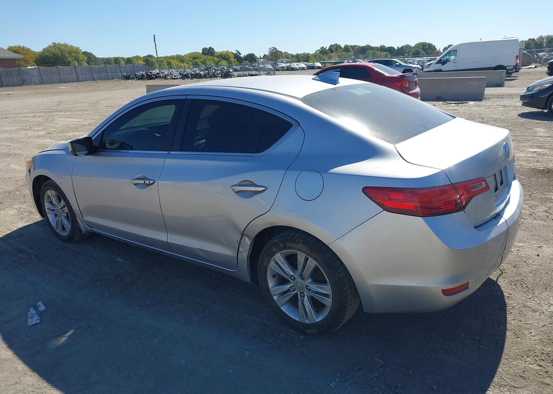 2013 ACURA ILX