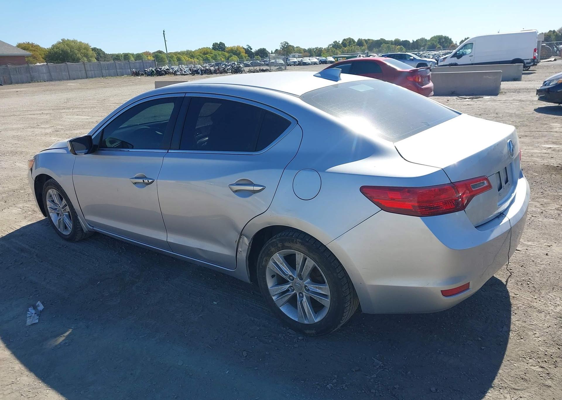 2013 ACURA ILX