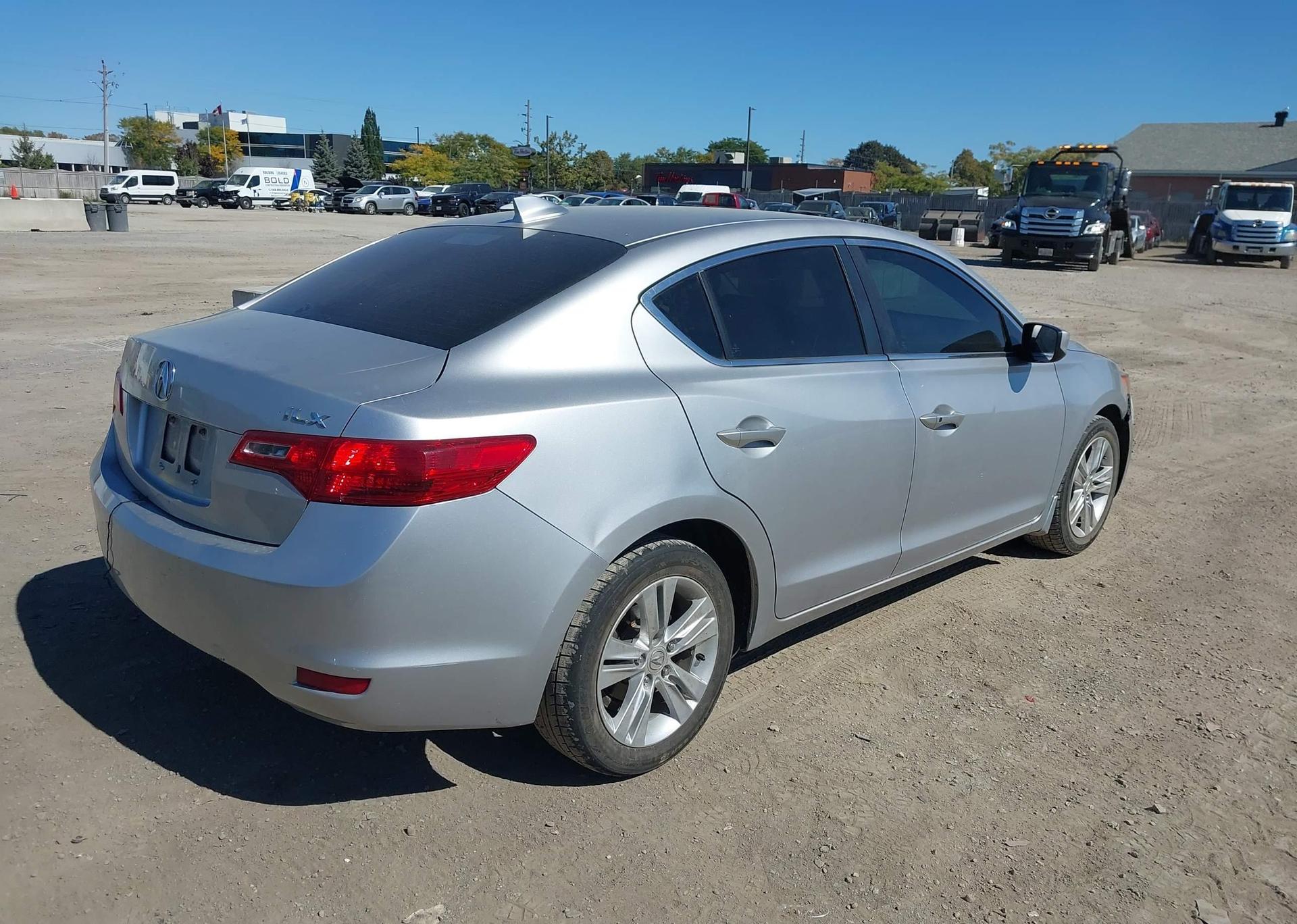 2013 ACURA ILX