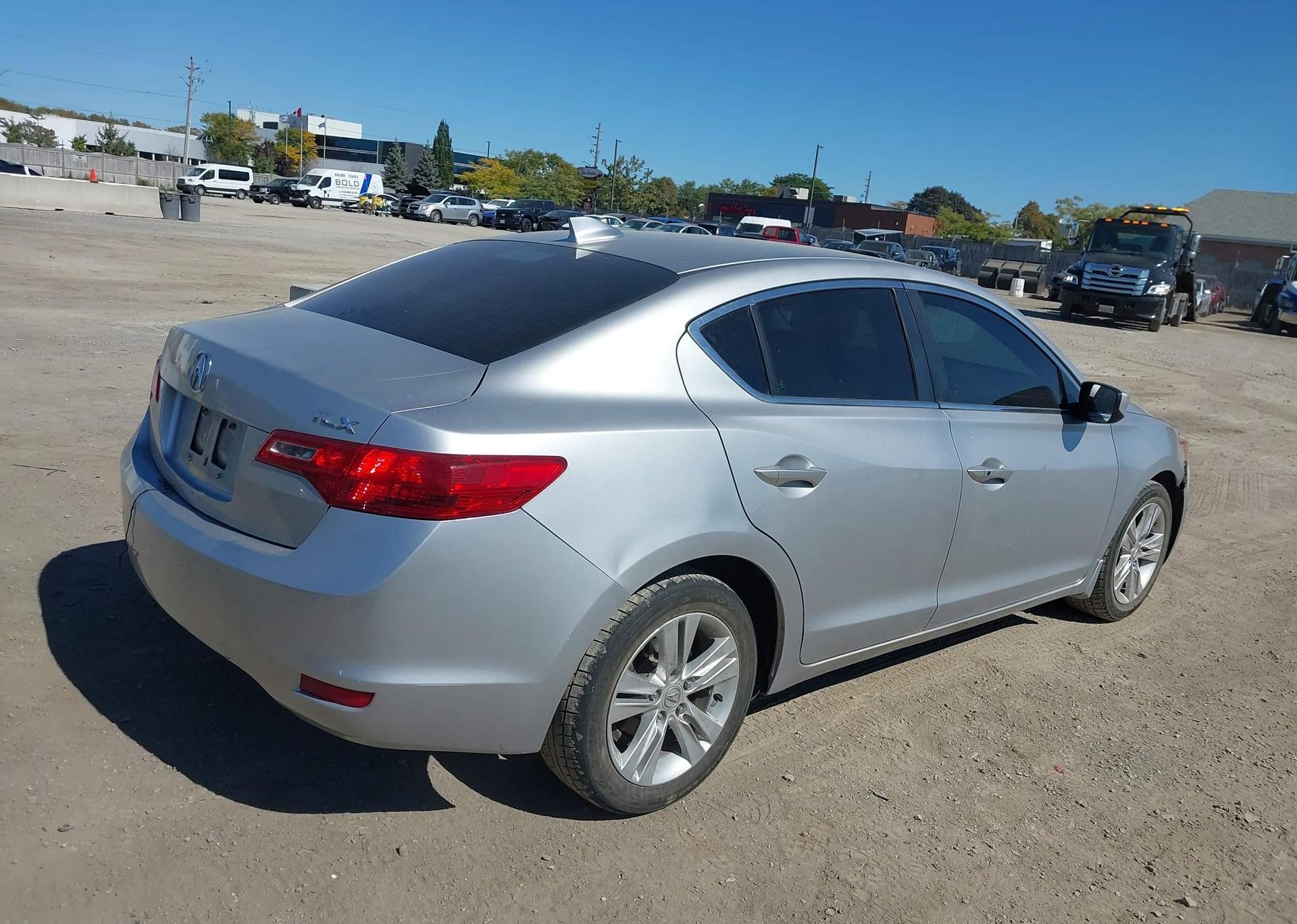 2013 ACURA ILX