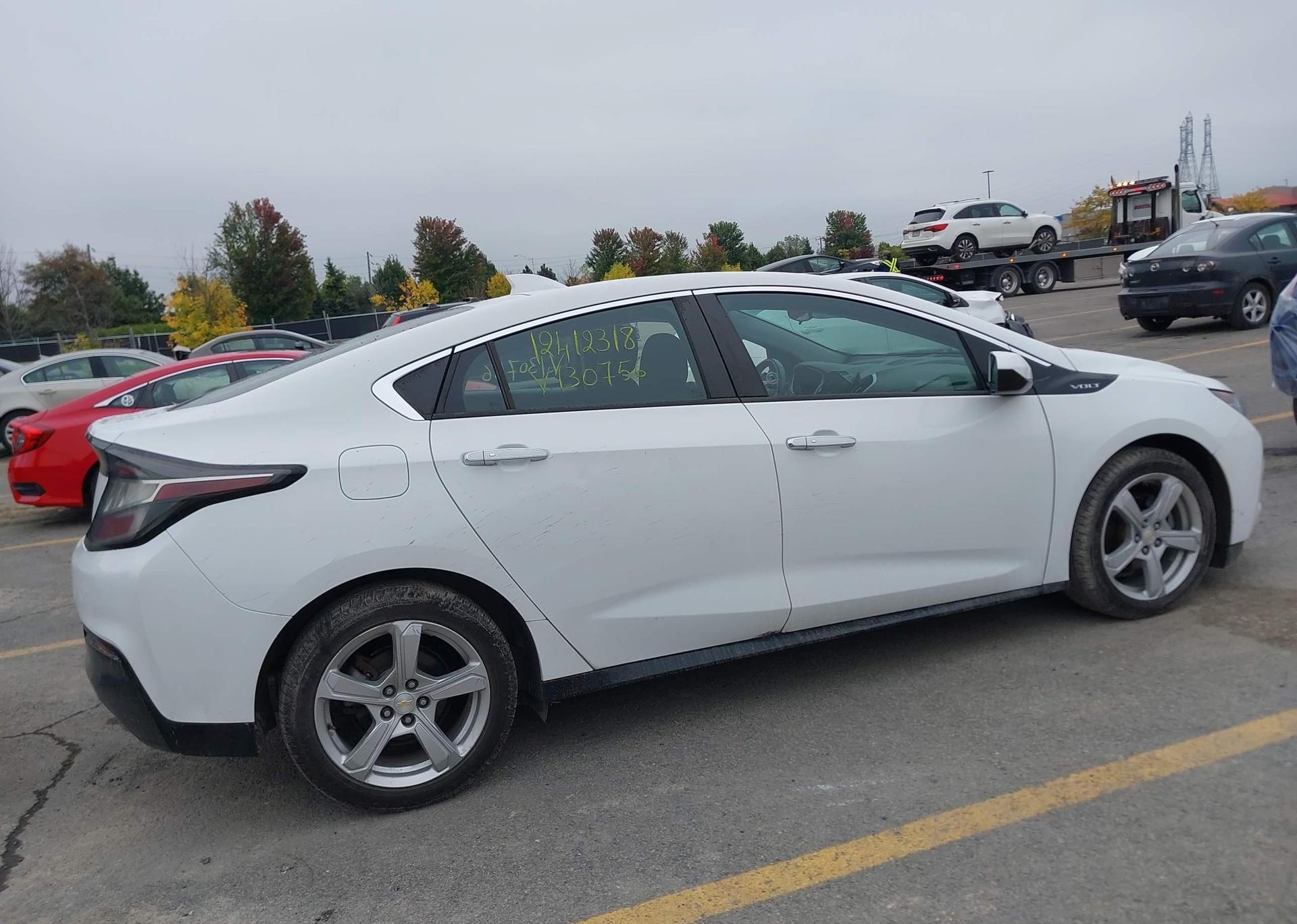 2018 CHEVROLET VOLT LT