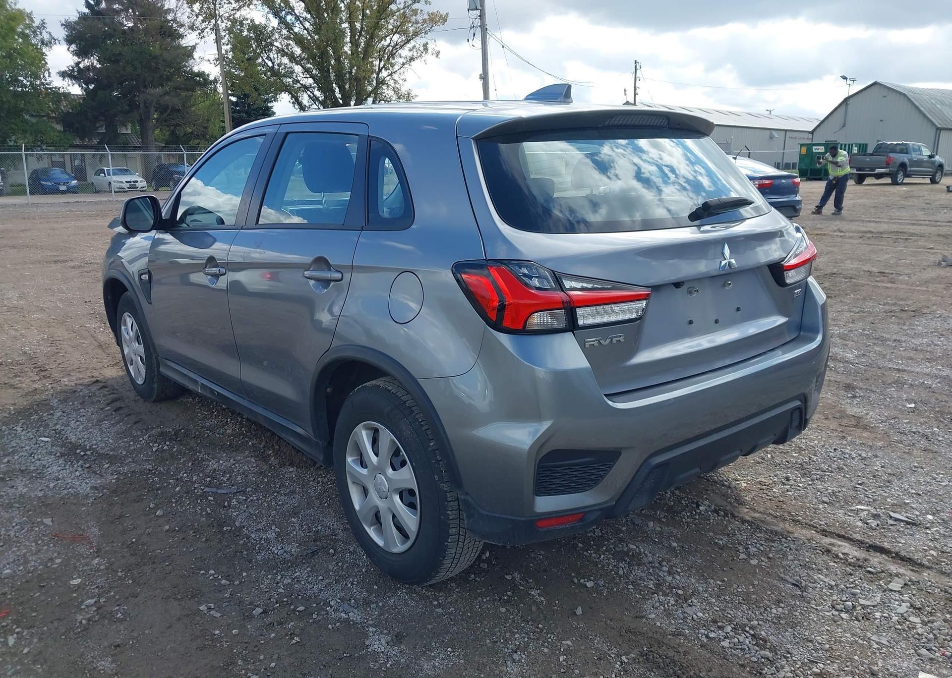 2024 MITSUBISHI RVR ES