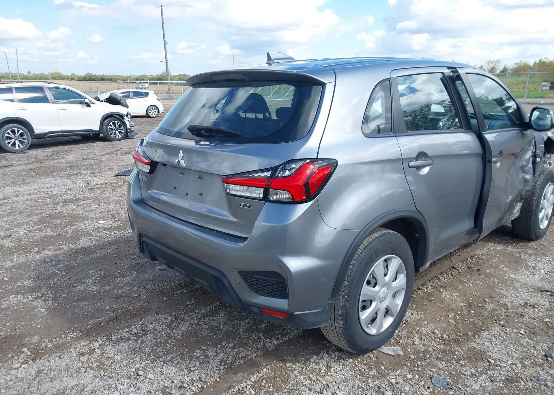 2024 MITSUBISHI RVR ES