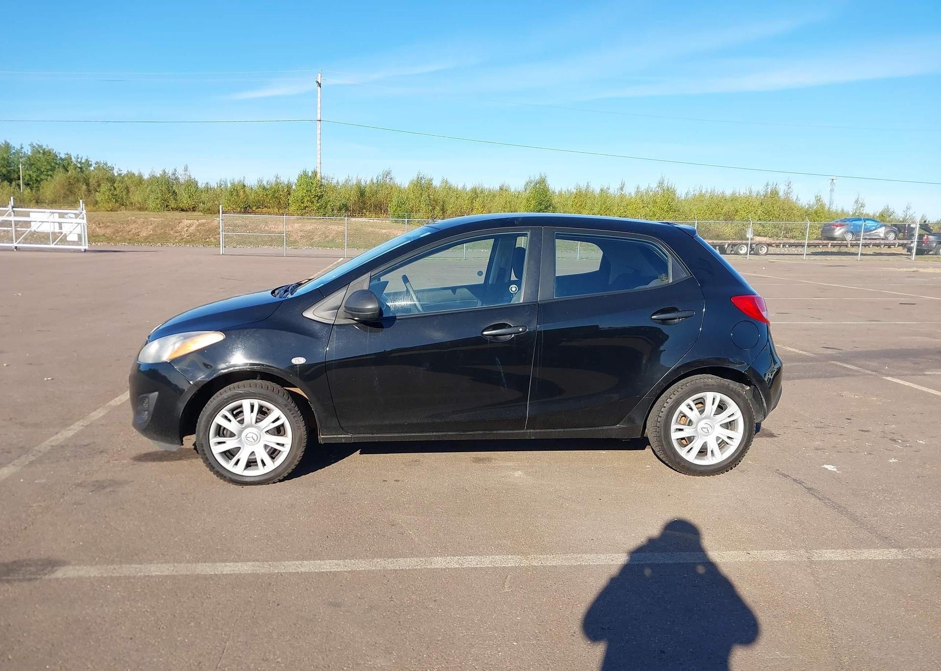 2012 MAZDA MAZDA2 GX