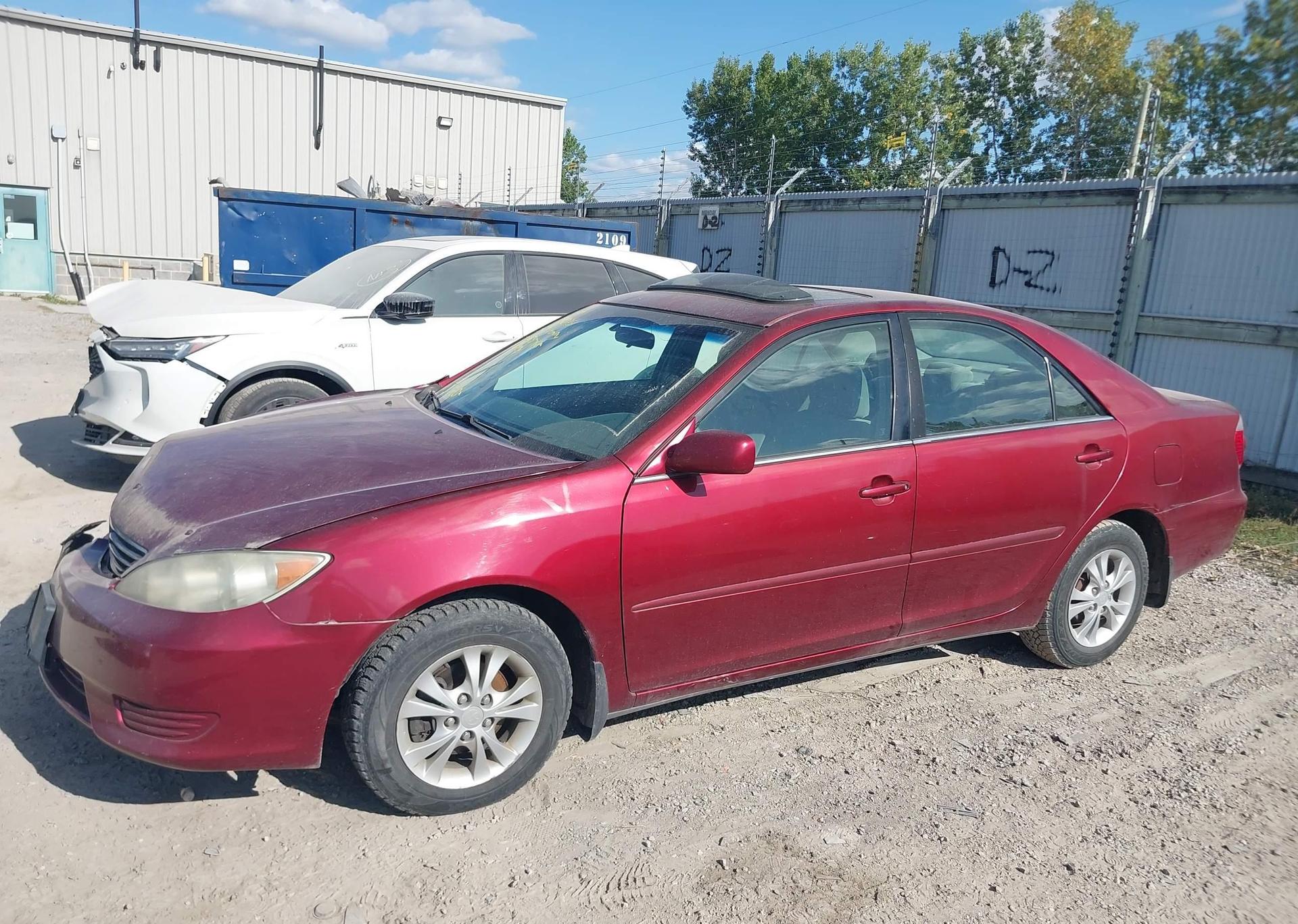 2005 TOYOTA CAMRY LE