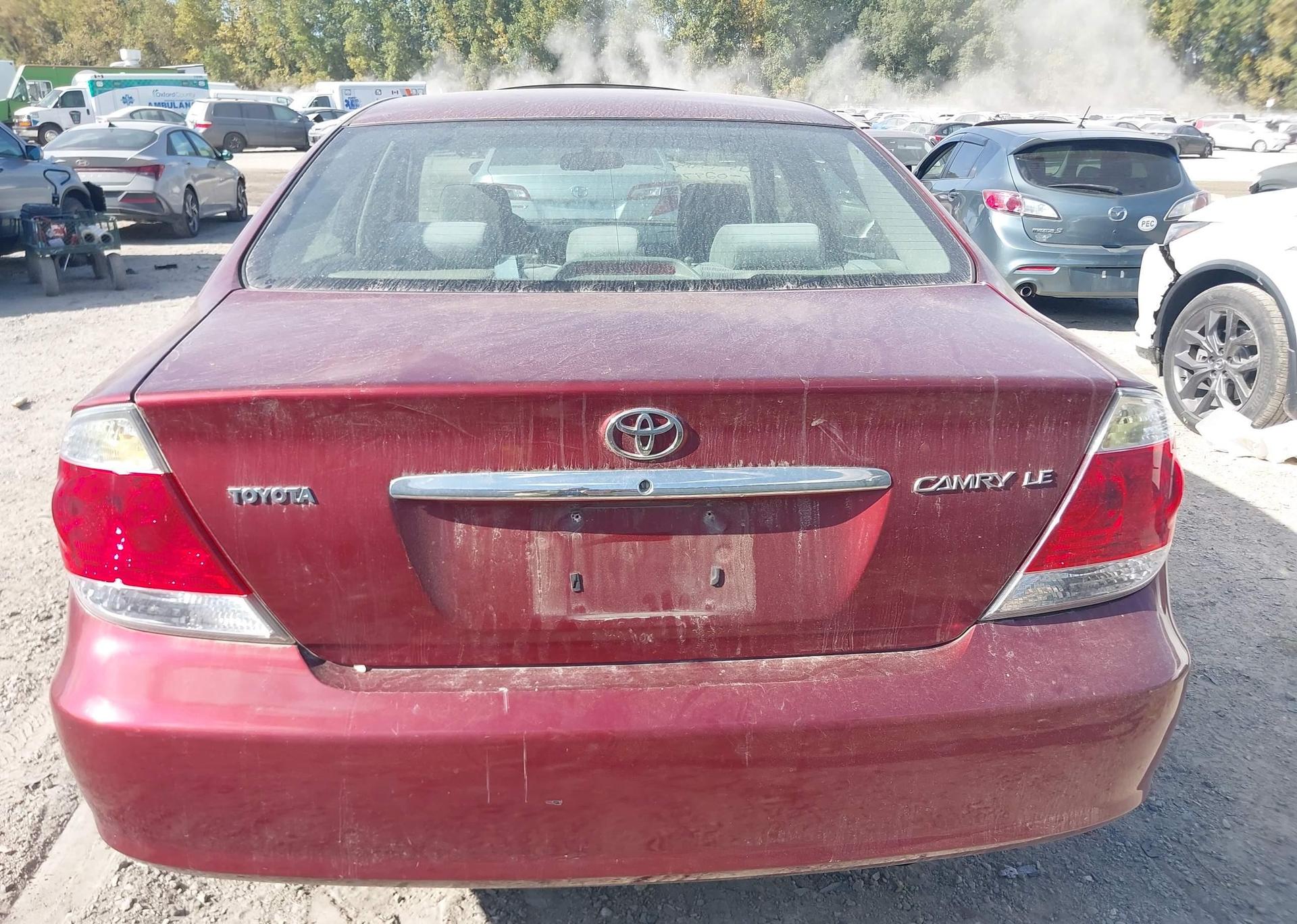 2005 TOYOTA CAMRY LE
