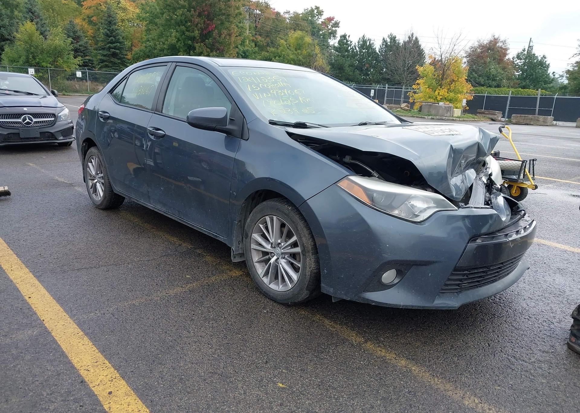 2015 TOYOTA COROLLA LE