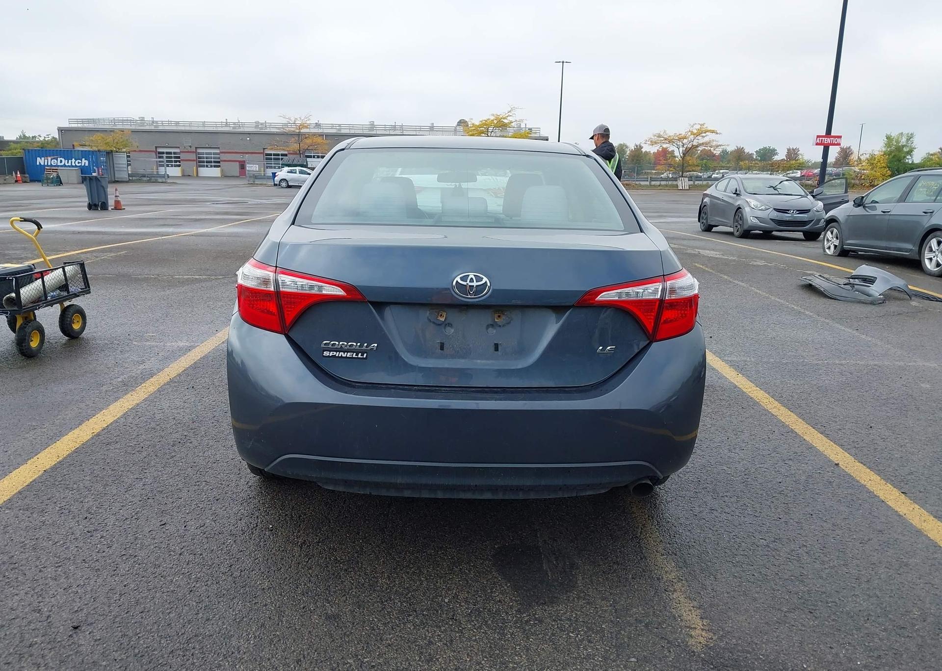 2015 TOYOTA COROLLA LE
