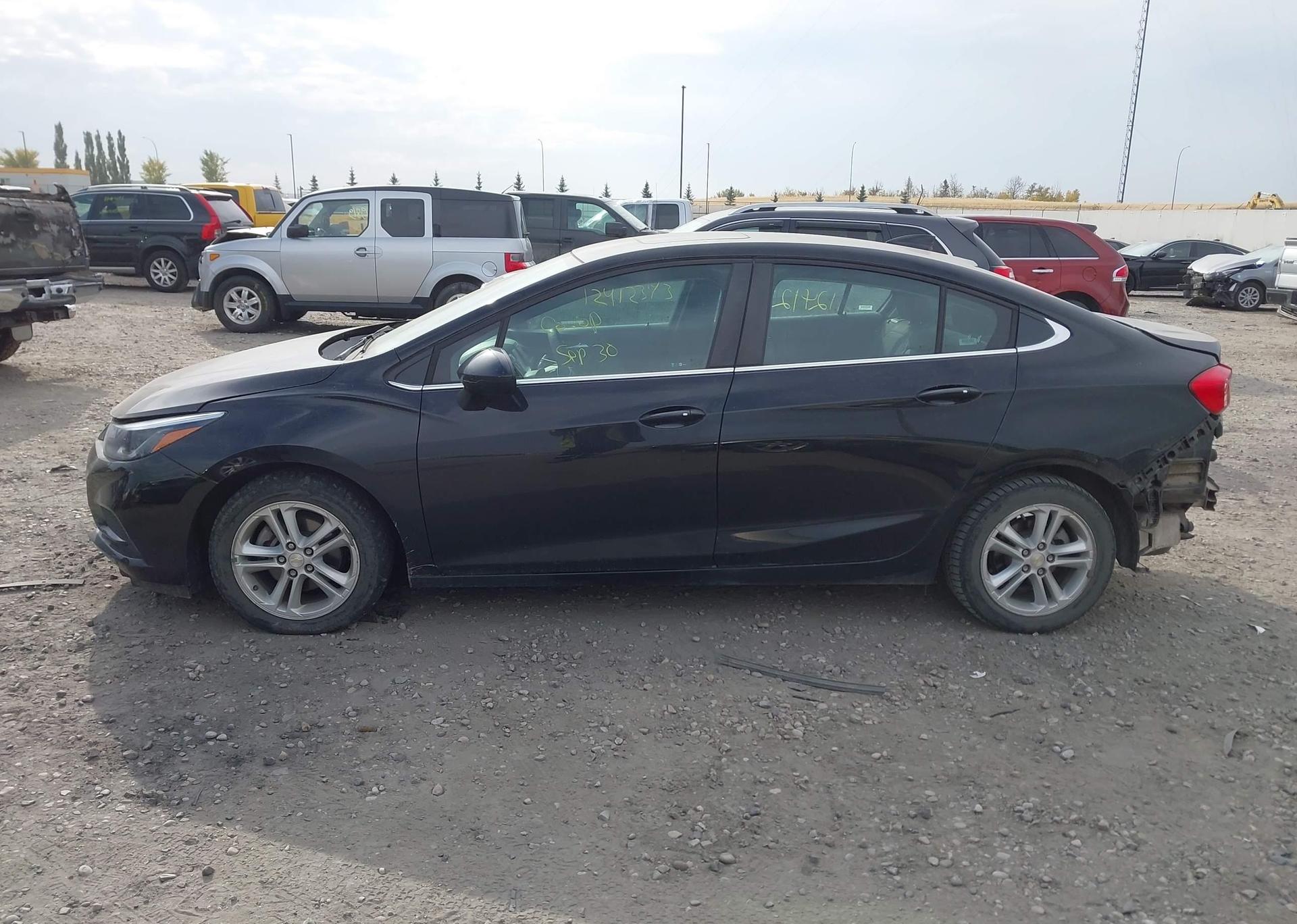 2018 CHEVROLET CRUZE LT