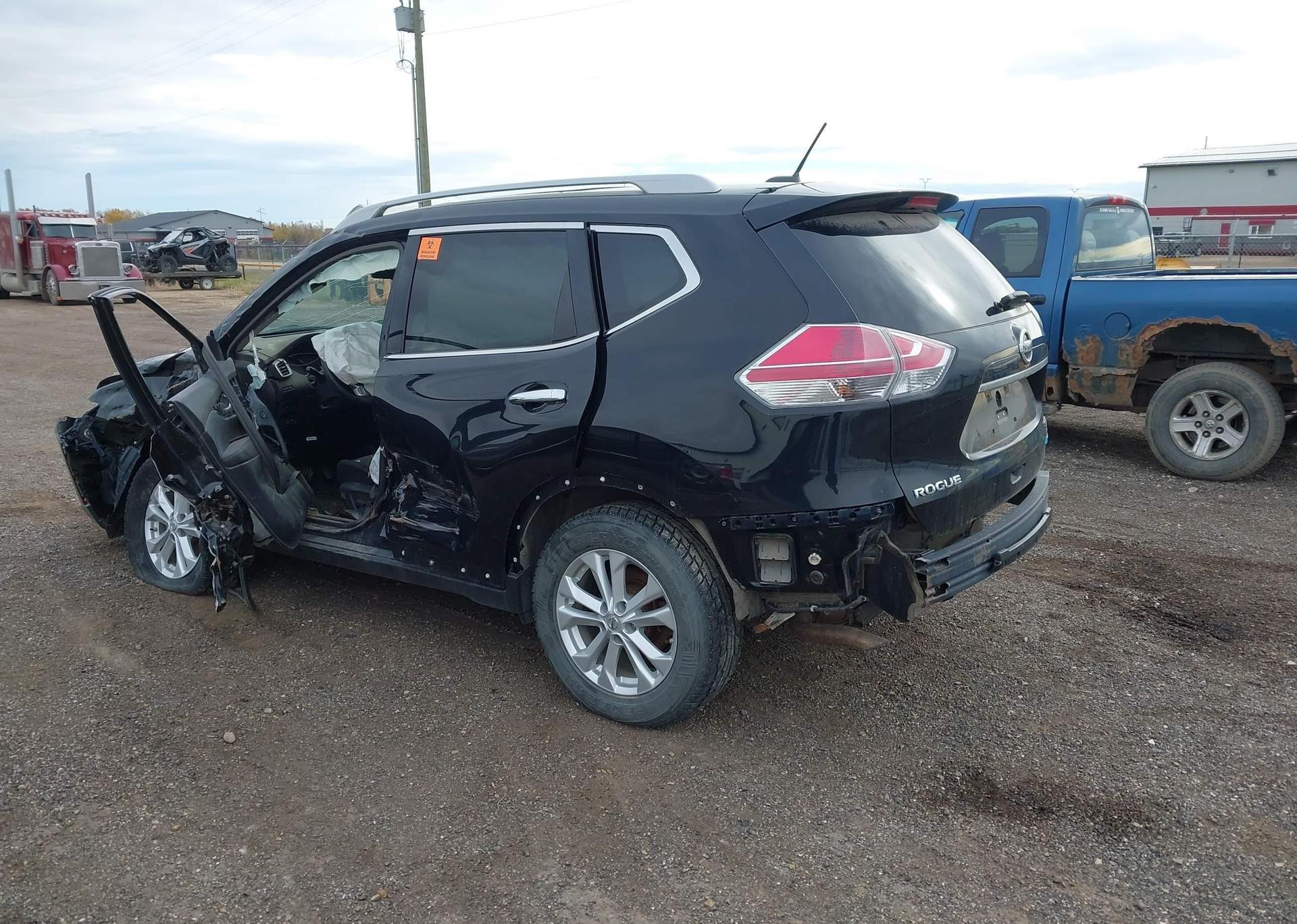2014 NISSAN ROGUE S