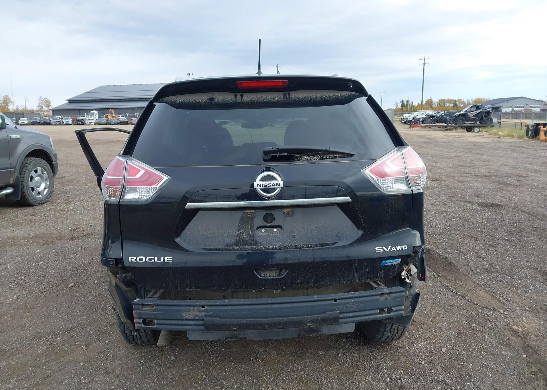 2014 NISSAN ROGUE S