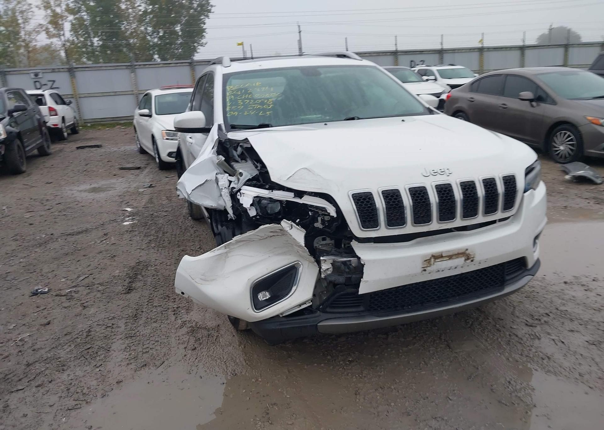 2019 JEEP CHEROKEE