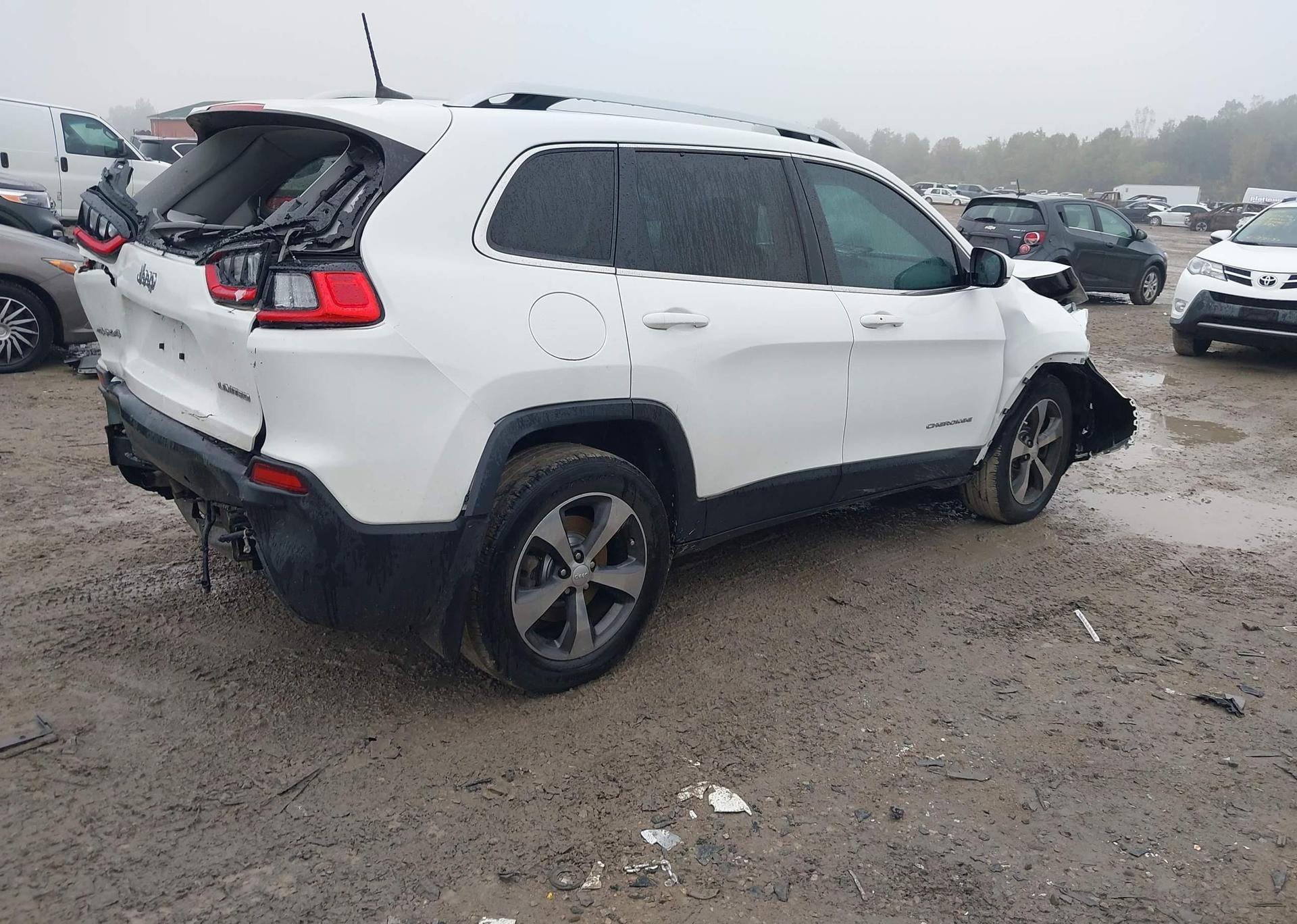 2019 JEEP CHEROKEE