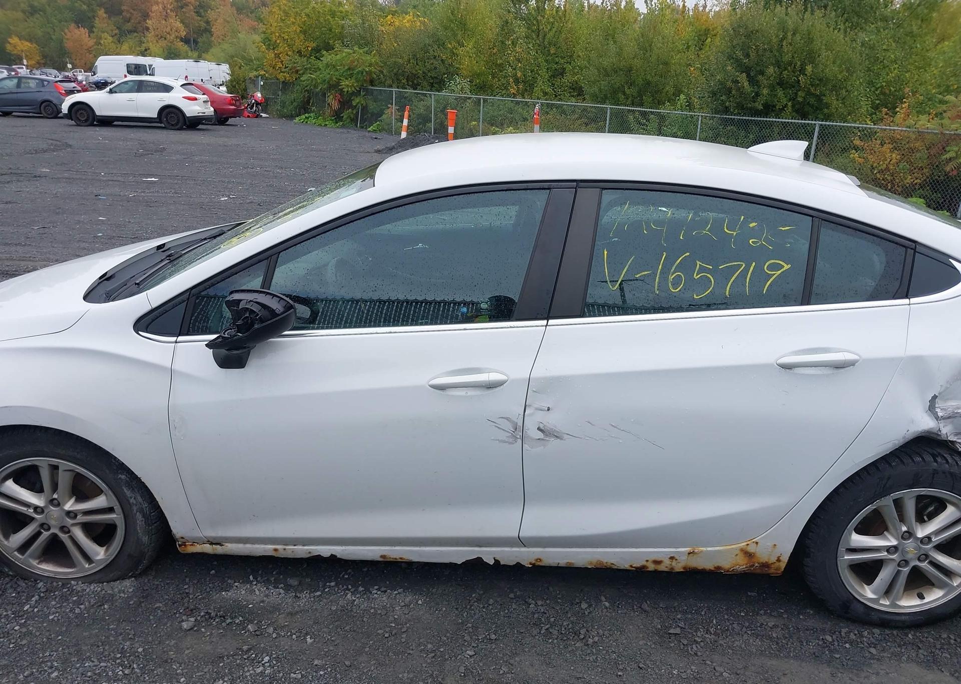 2017 CHEVROLET CRUZE