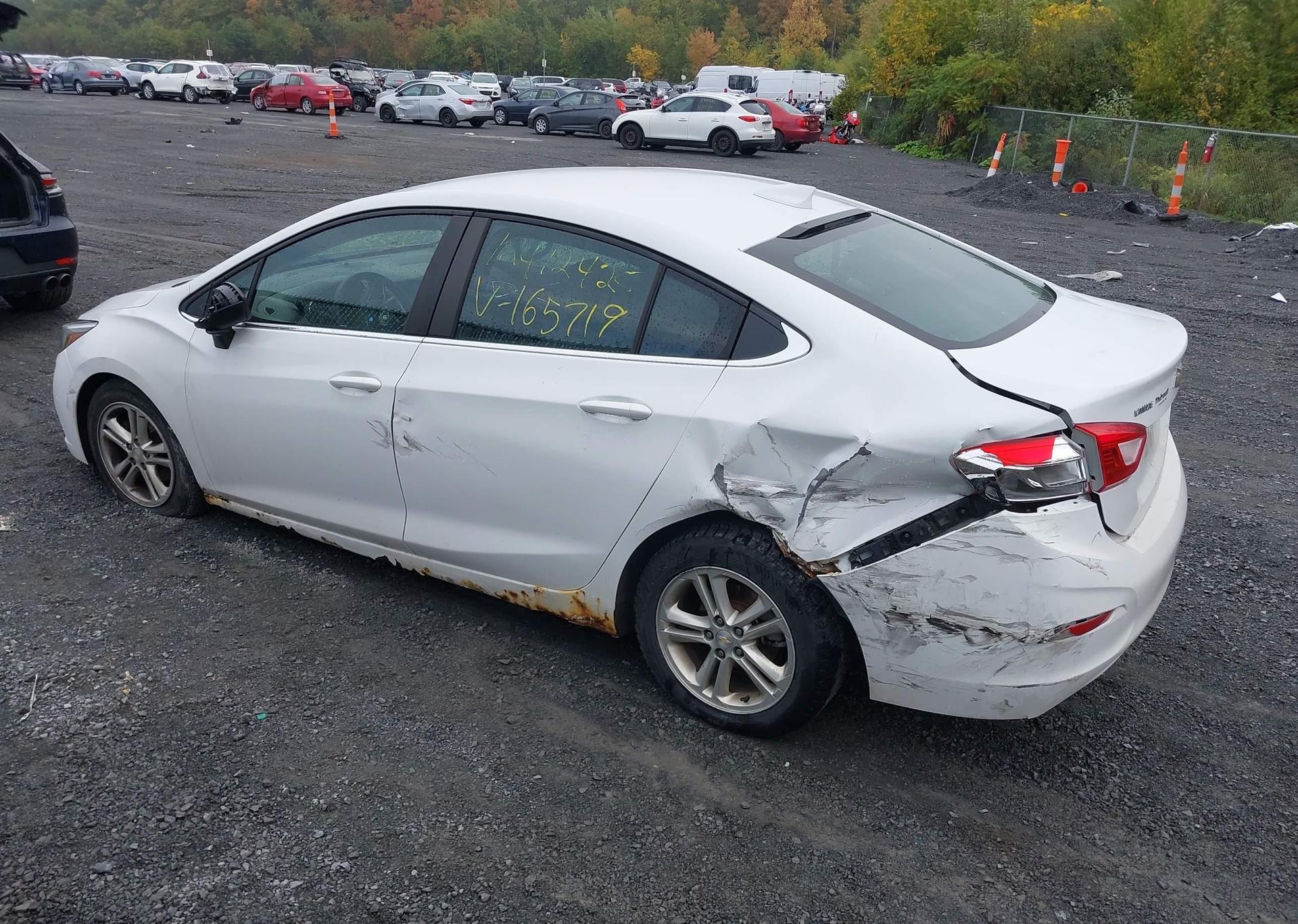 2017 CHEVROLET CRUZE