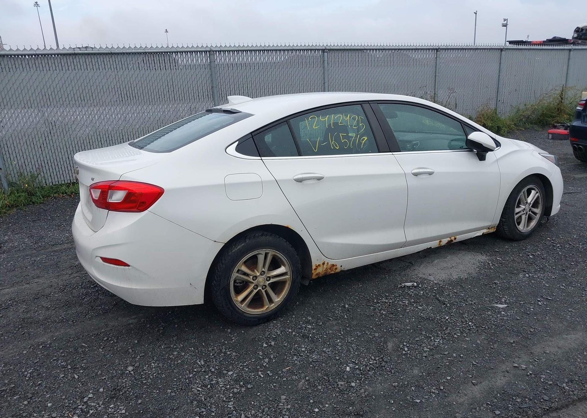 2017 CHEVROLET CRUZE
