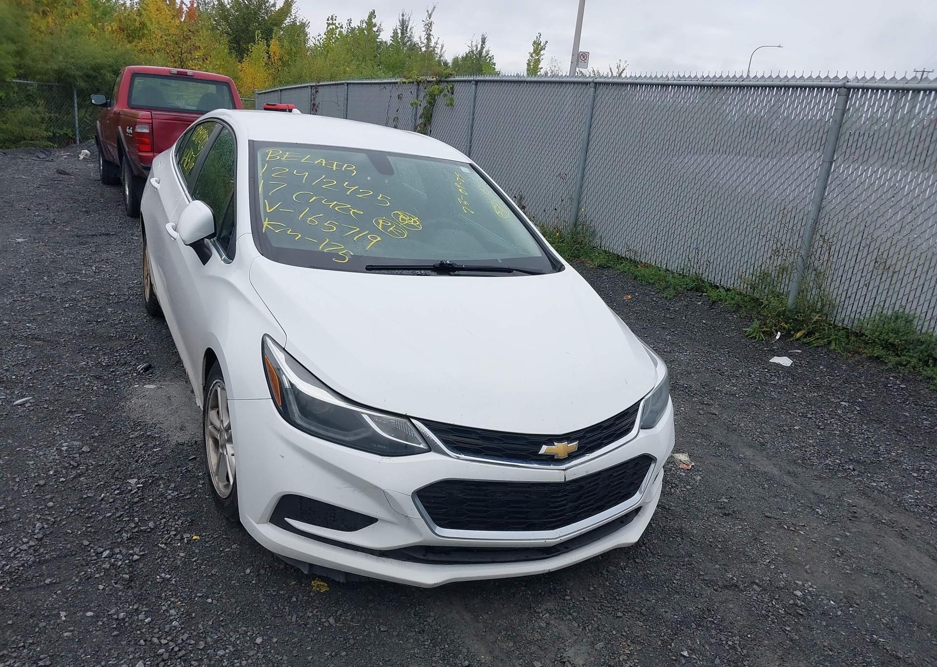 2017 CHEVROLET CRUZE