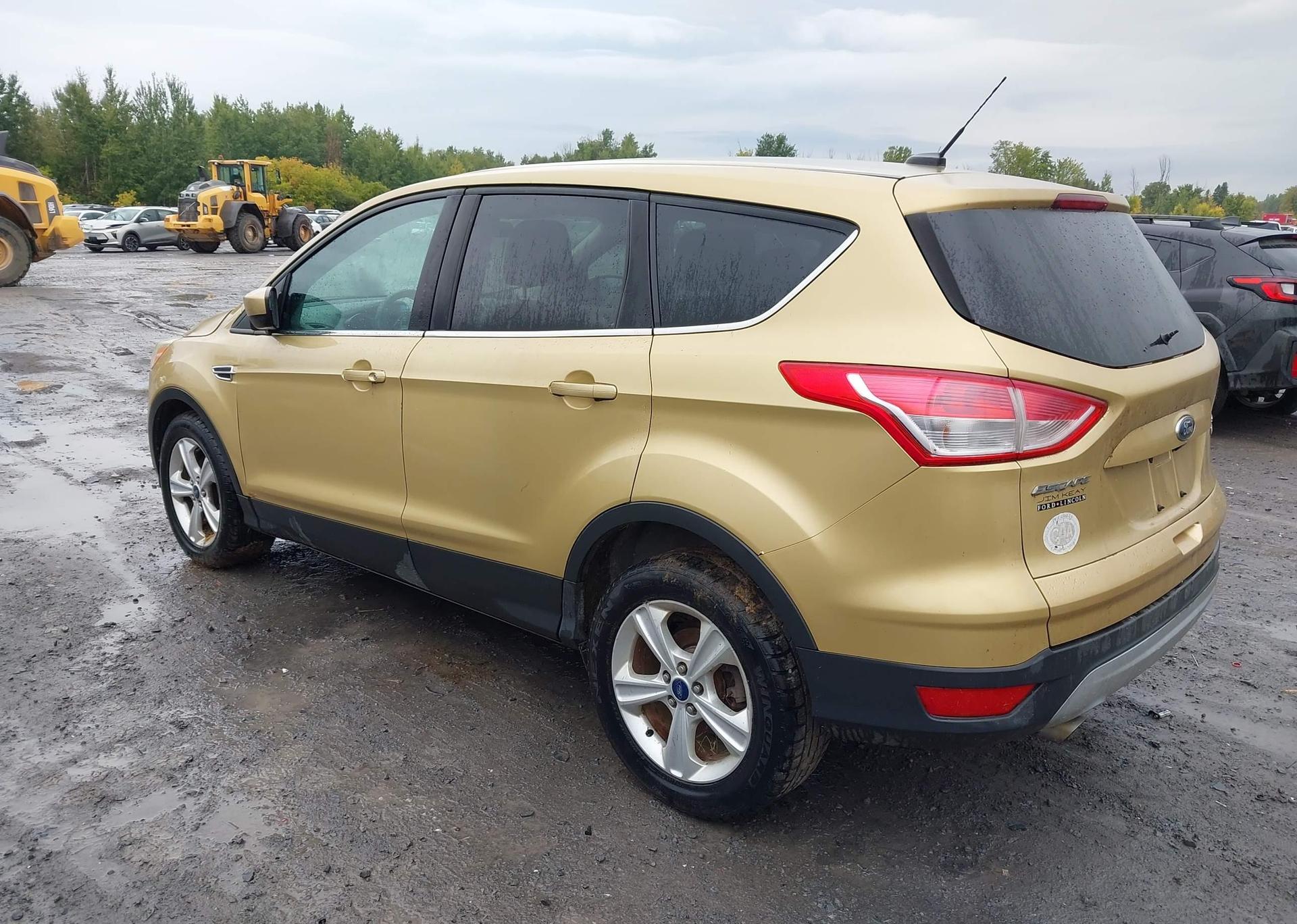 2014 FORD ESCAPE SE