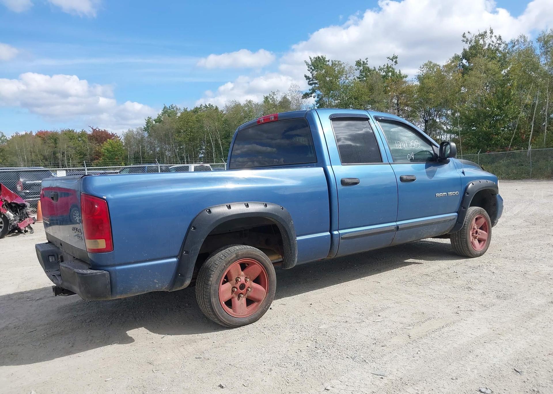 2004 DODGE RAM 1500 SLT