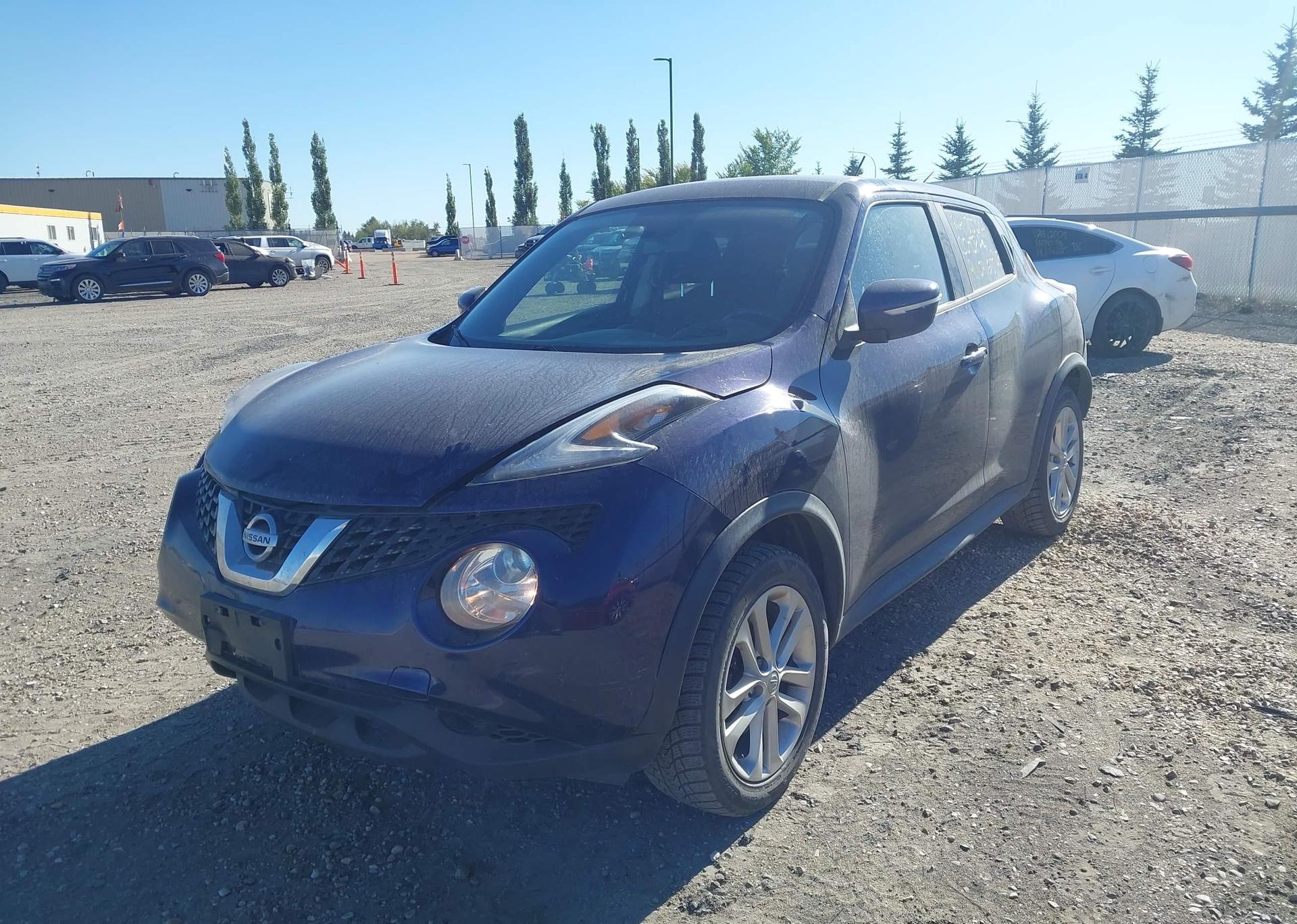 2015 NISSAN JUKE SV